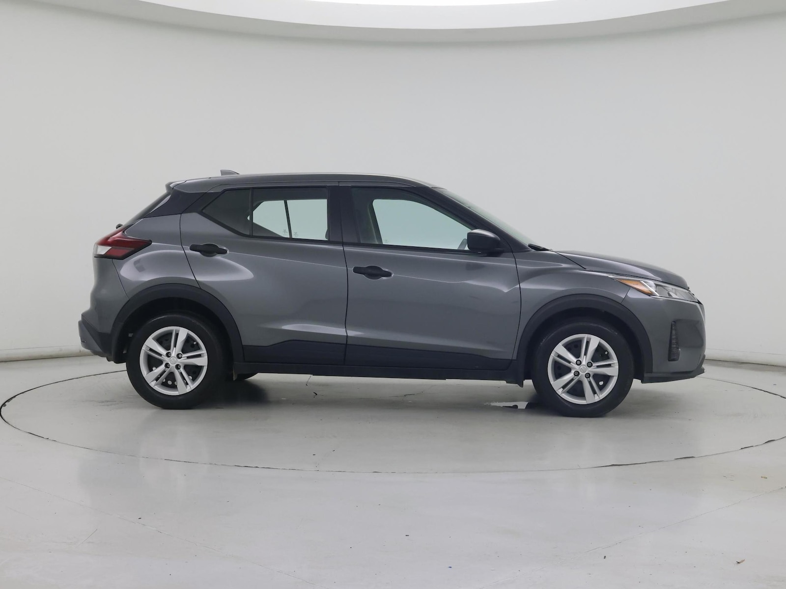 2025 Nissan KICKS PLAY Base - Photo 8