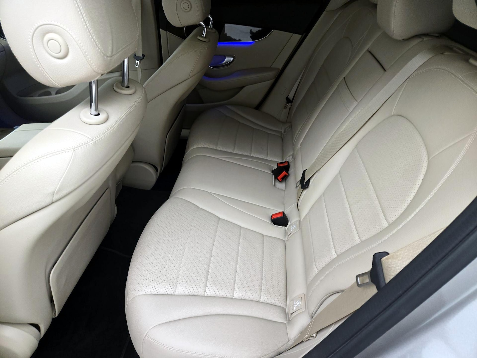 2022 Mercedes-Benz GLC GLC300 - Photo 19