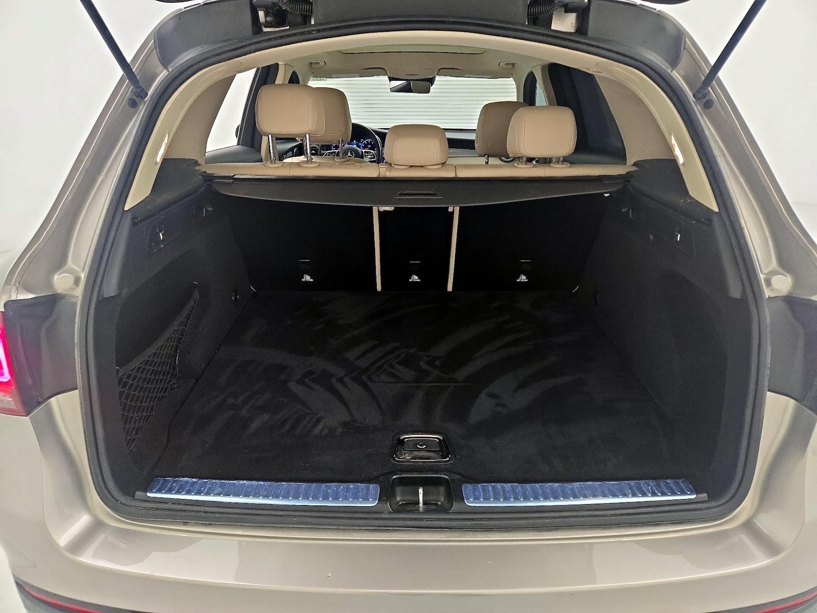 2022 Mercedes-Benz GLC GLC300 - Photo 20