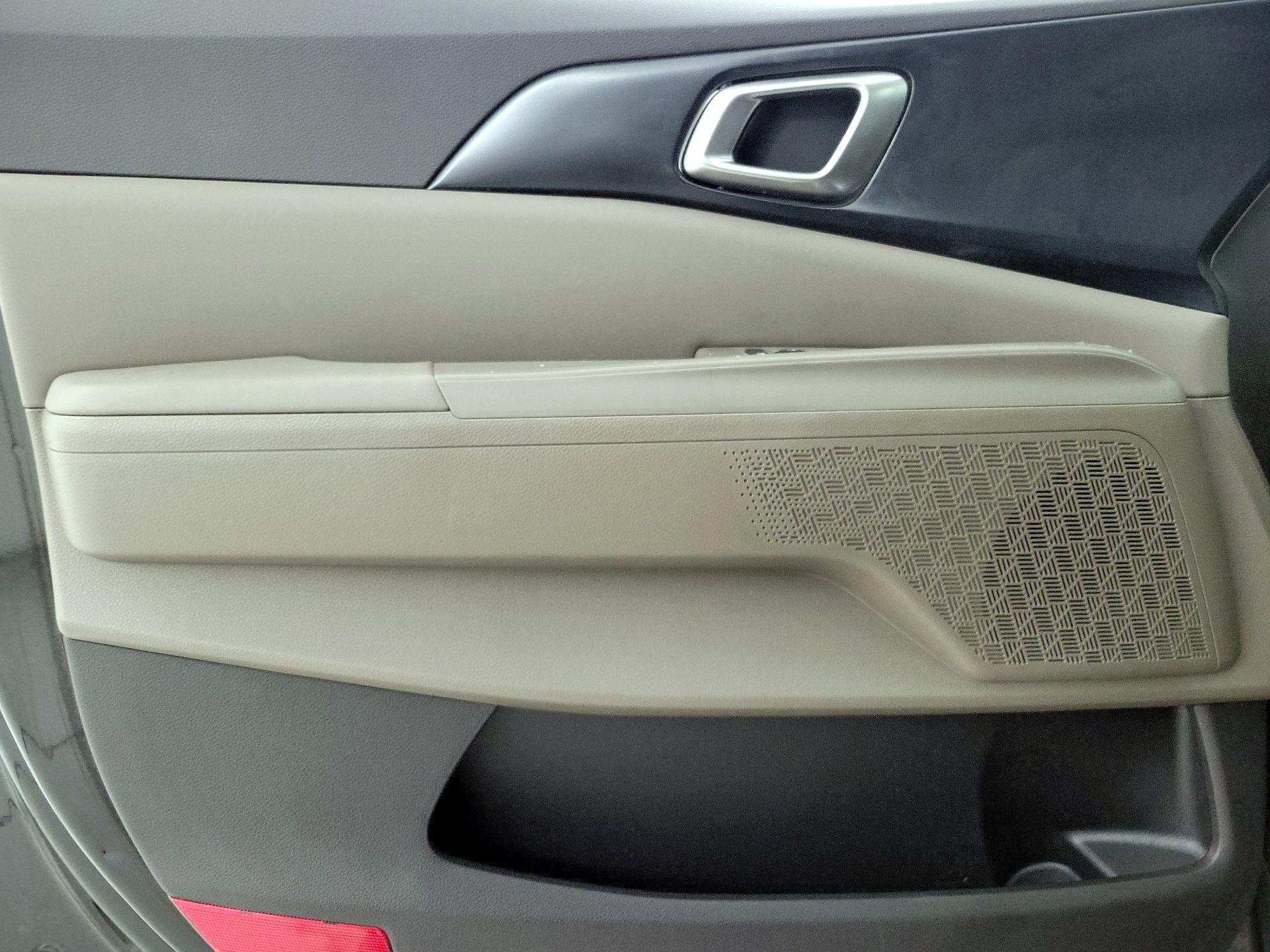 Thumbnail: 2026 Kia Carnival - 12