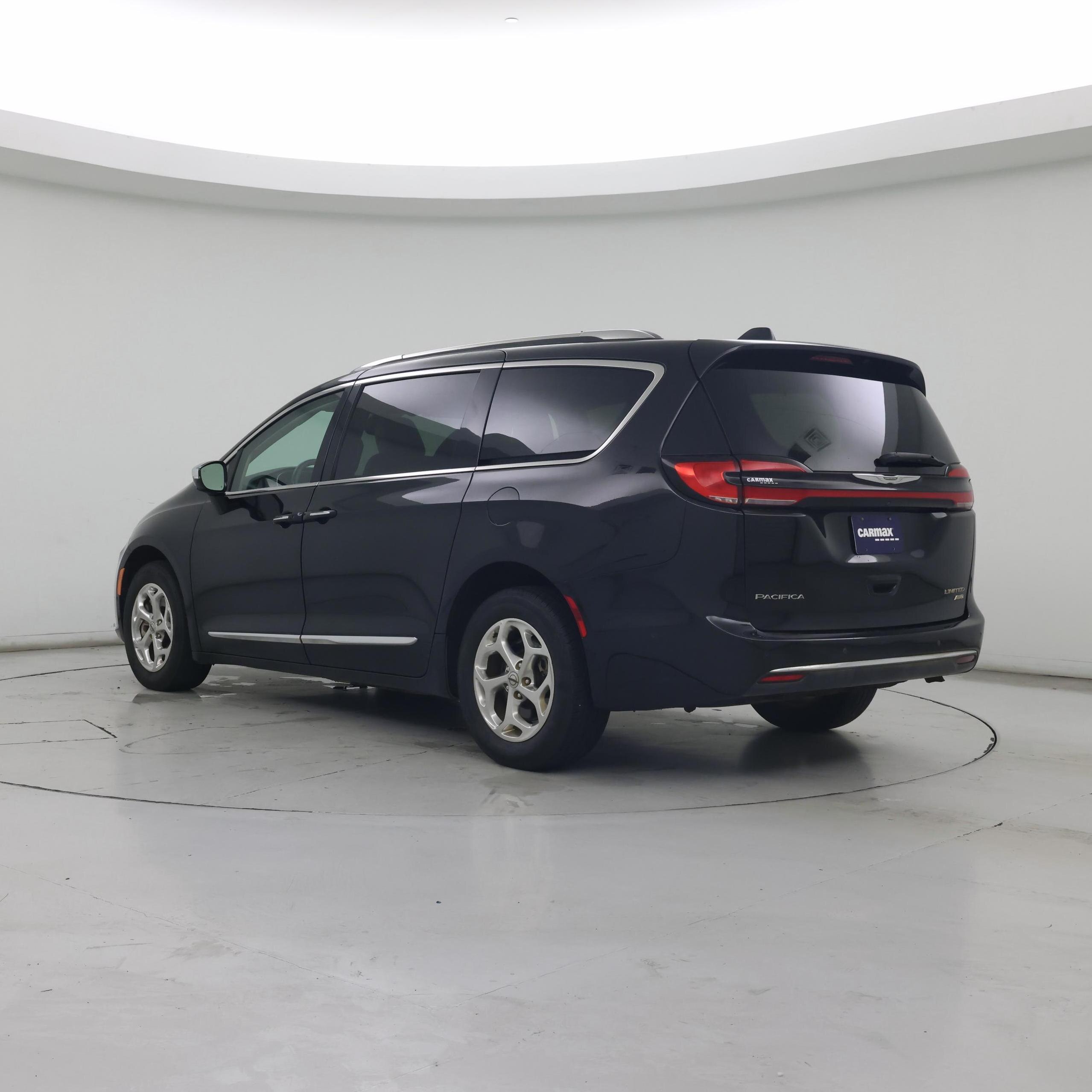 Thumbnail: 2021 Chrysler Pacifica - 2