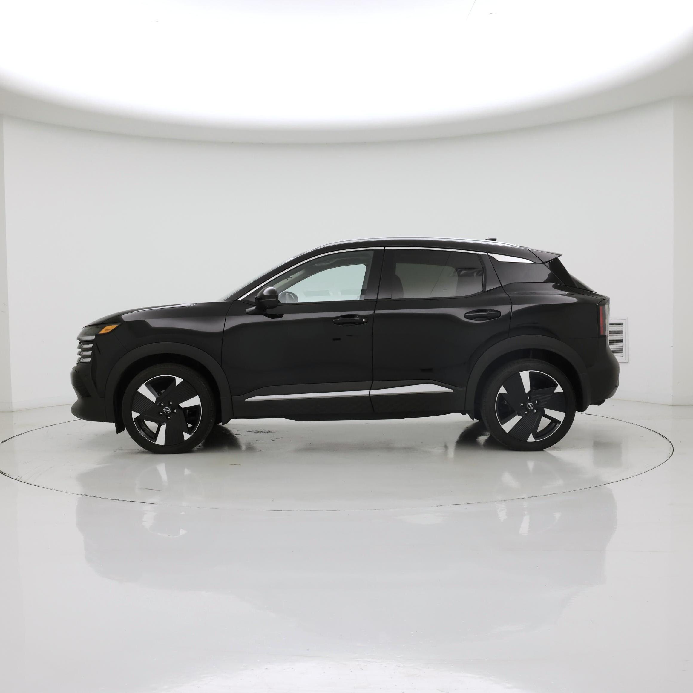 Thumbnail: 2025 Nissan Kicks - 3