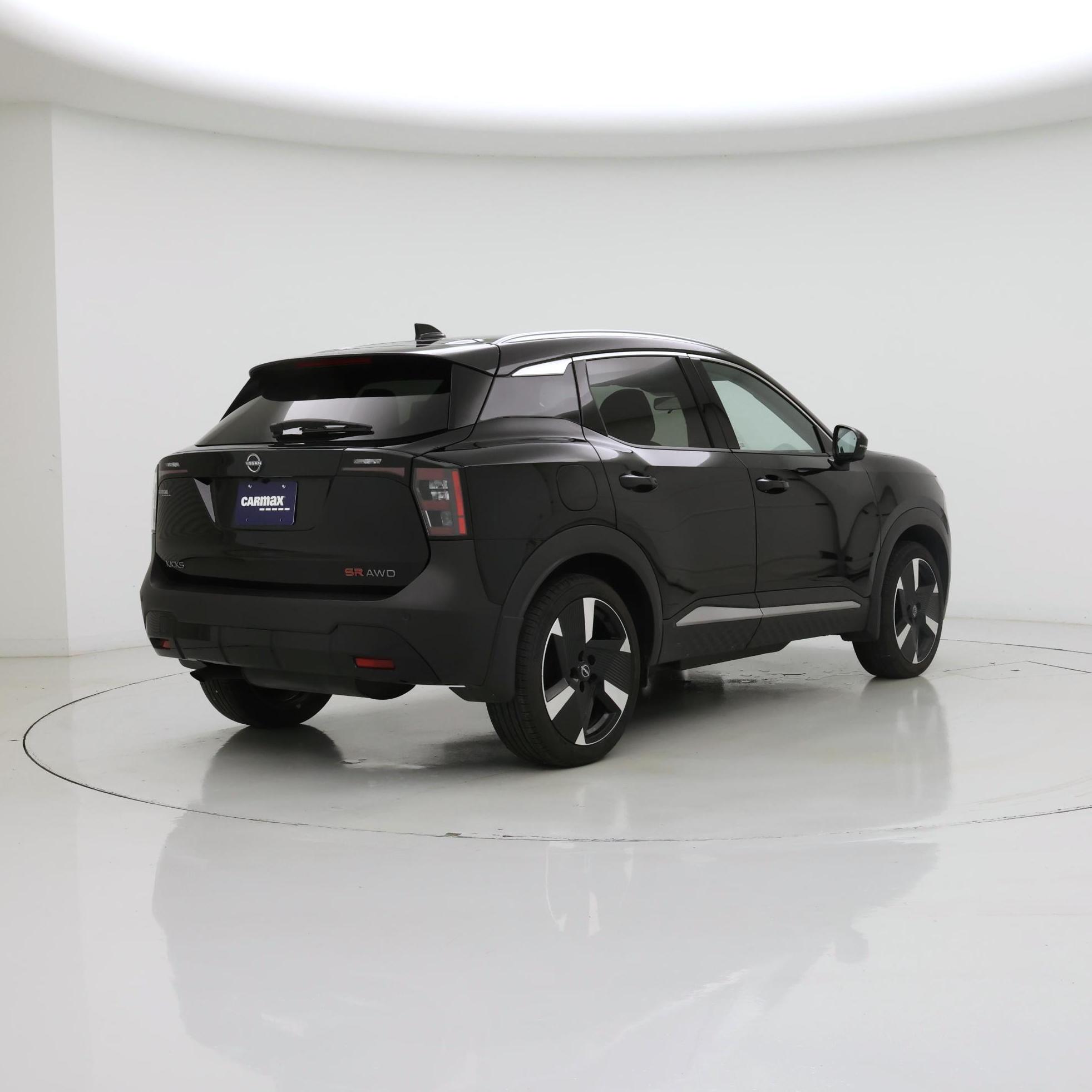 Thumbnail: 2025 Nissan Kicks - 8