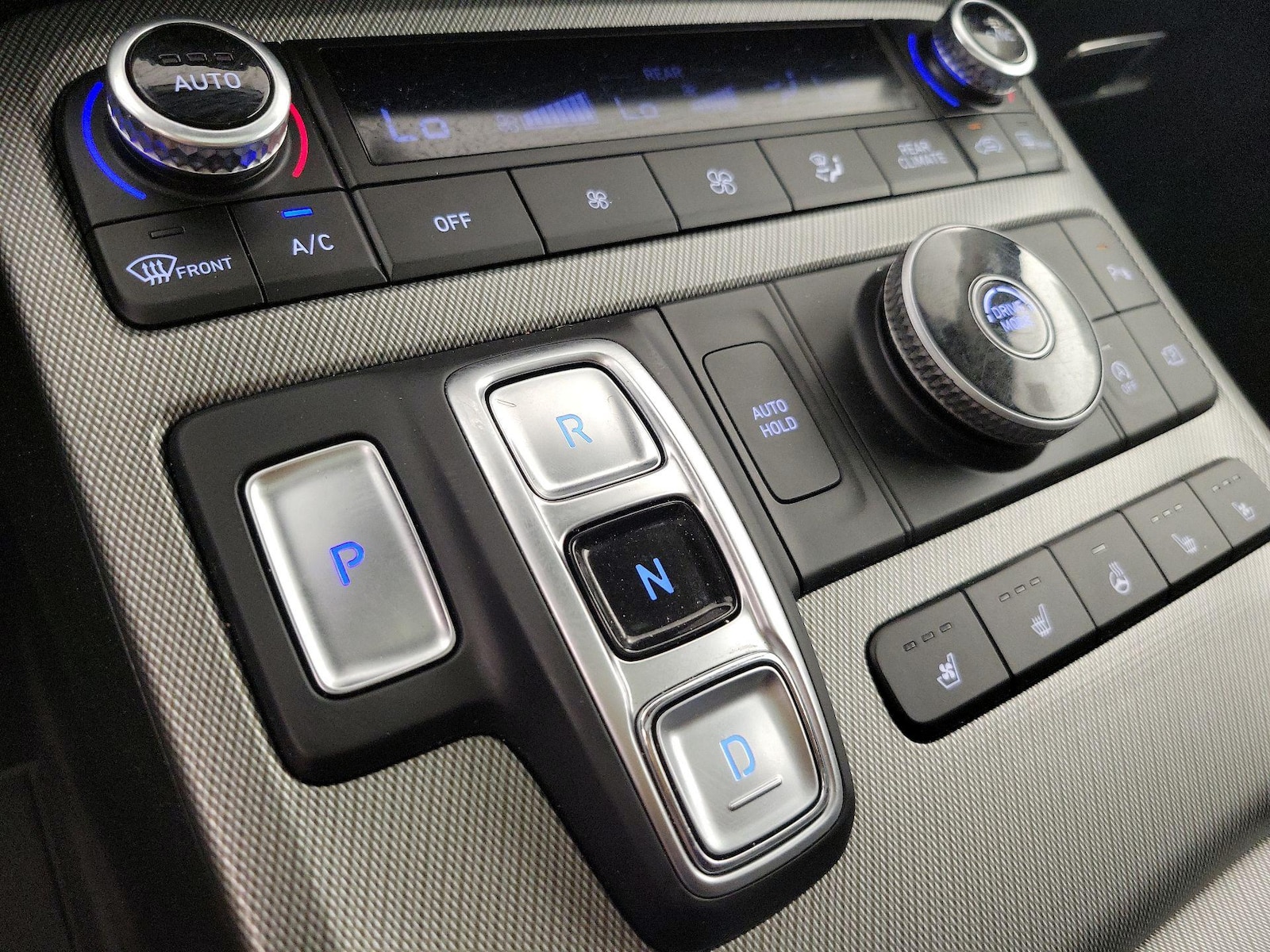 2024 Hyundai Palisade SEL - Photo 19