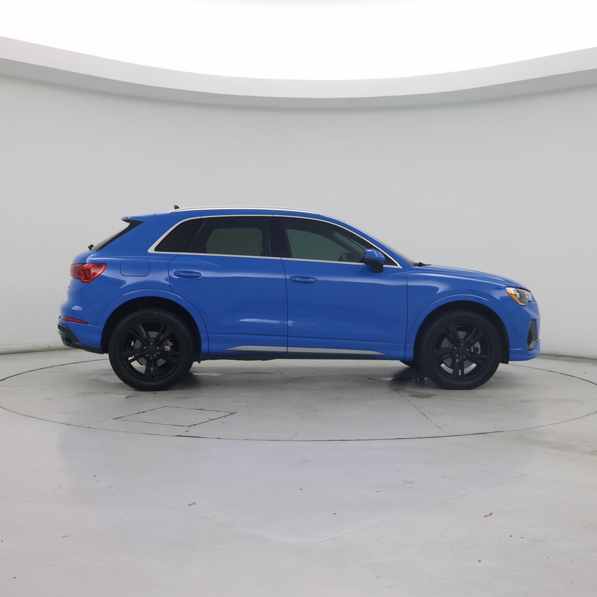 Thumbnail: 2021 Audi Q3 - 7