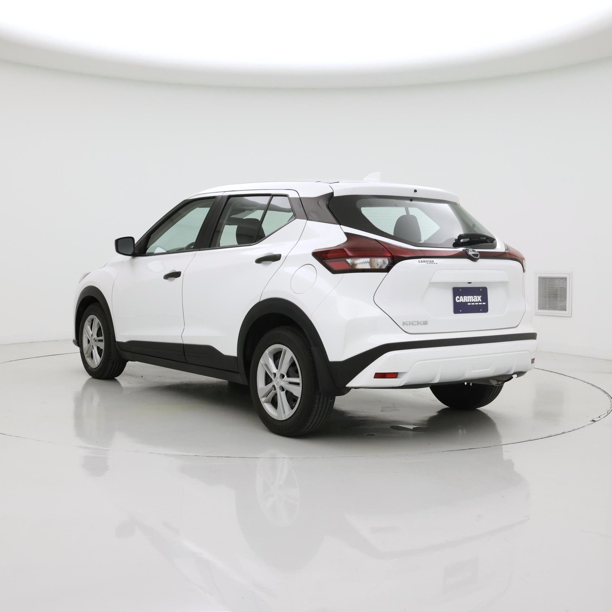 Thumbnail: 2024 Nissan Kicks - 2