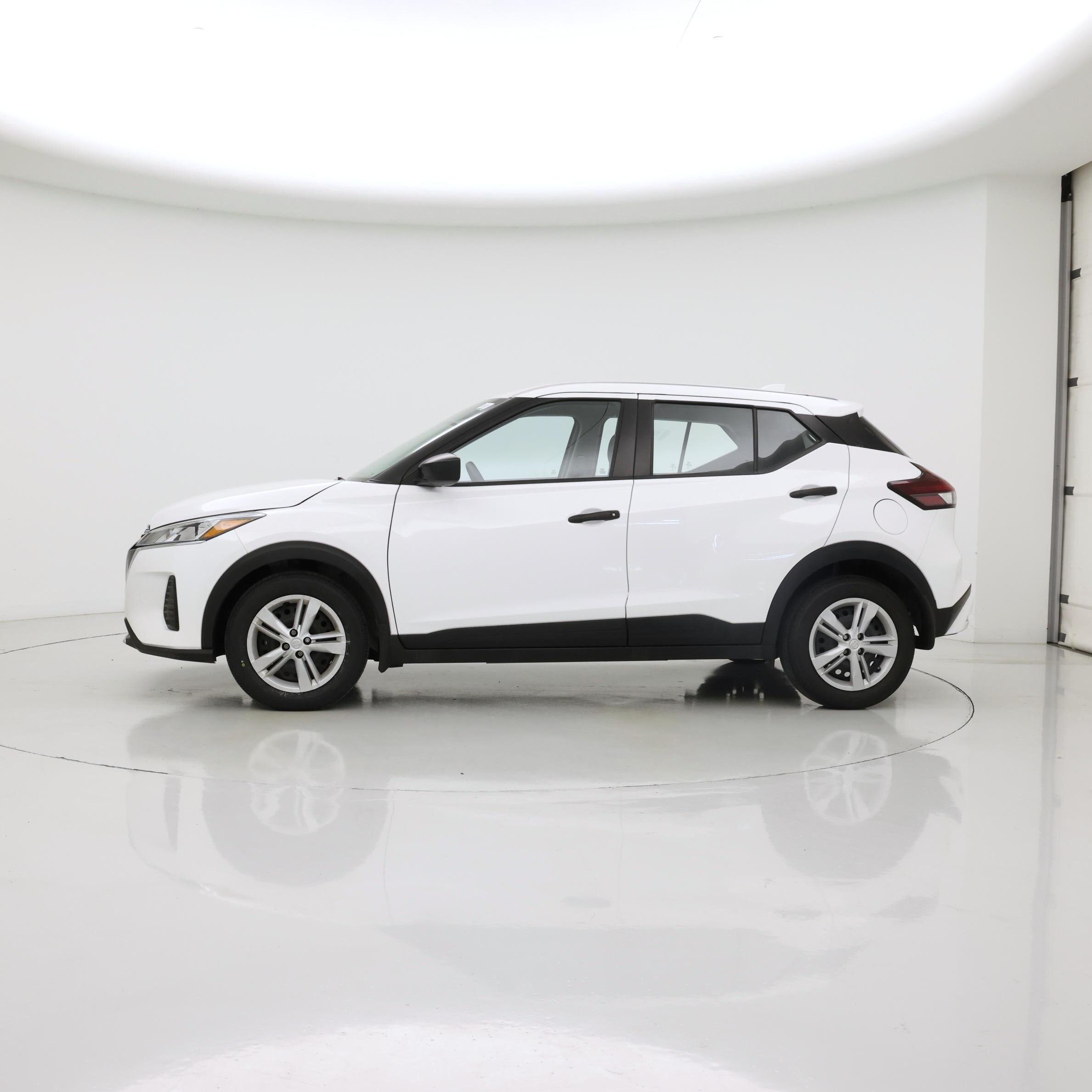 Thumbnail: 2024 Nissan Kicks - 3