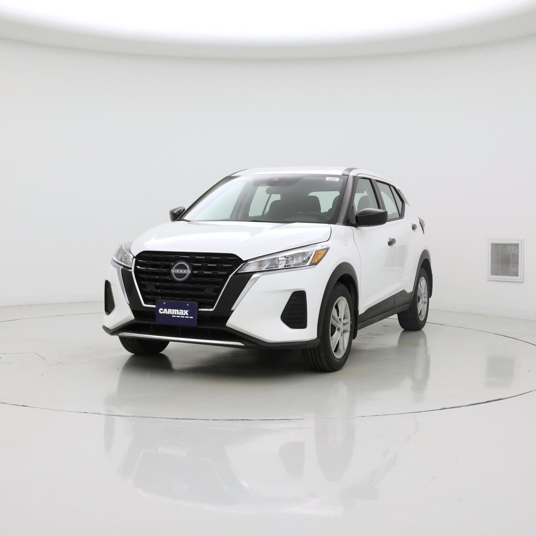 Thumbnail: 2024 Nissan Kicks - 4