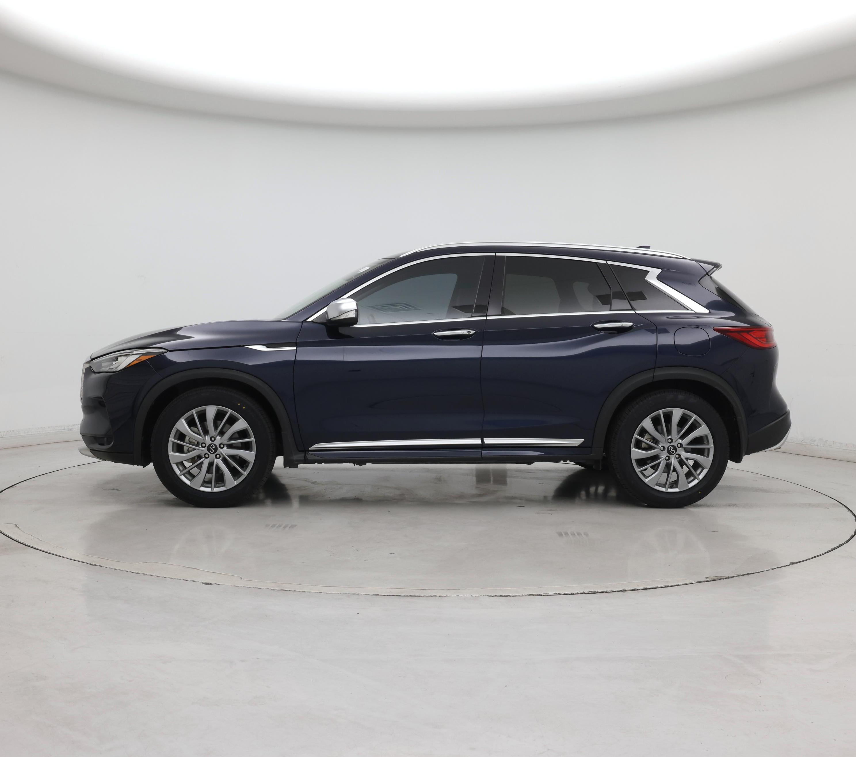 Thumbnail: 2023 INFINITI QX50 - 3