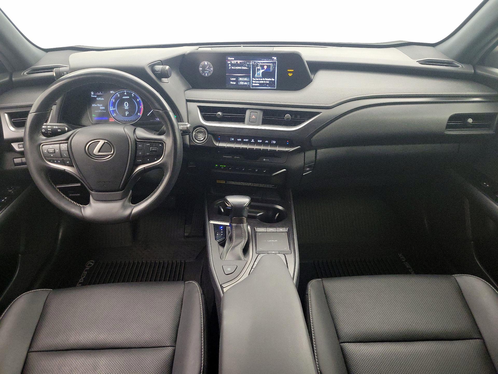 Thumbnail: 2022 Lexus UX - 9