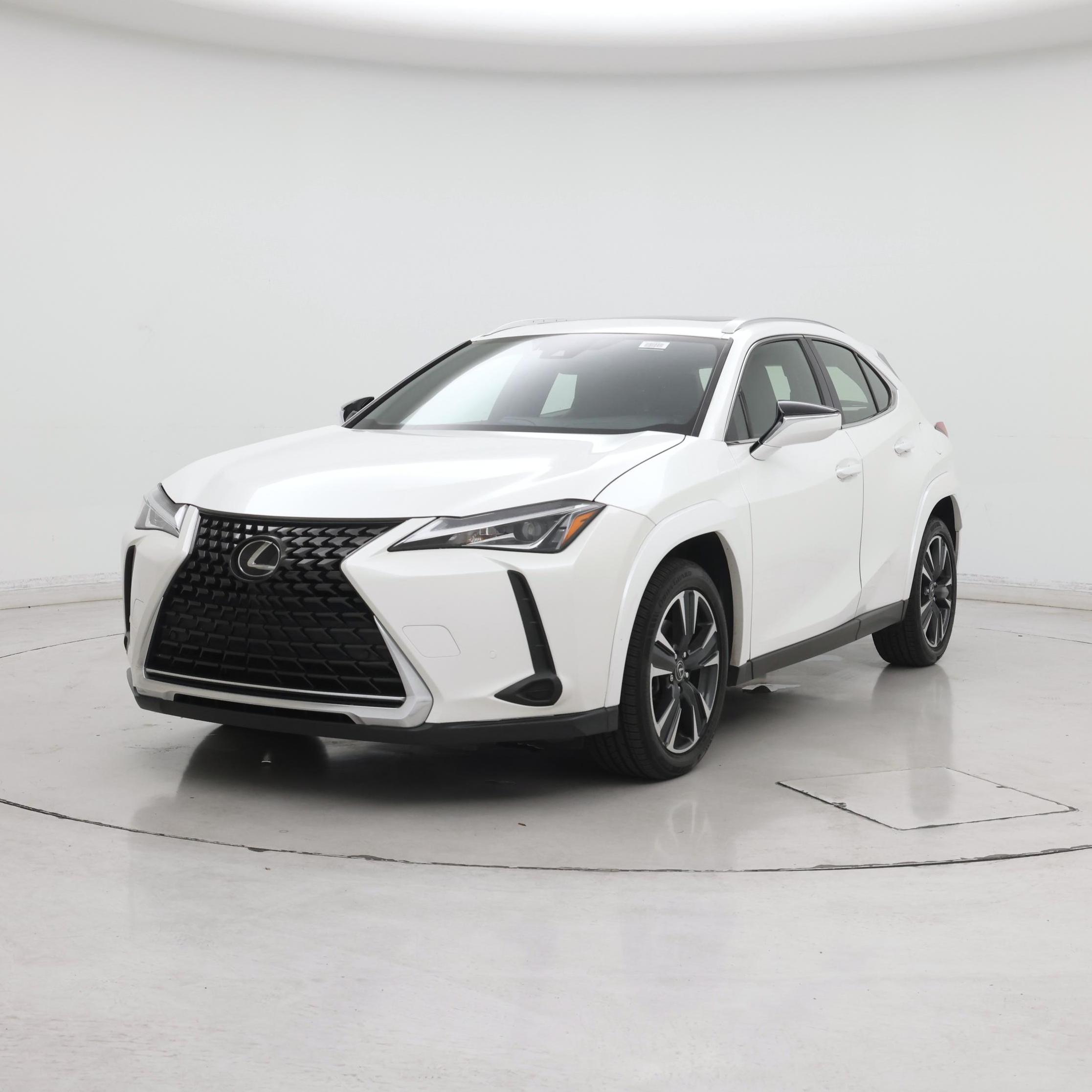 Thumbnail: 2022 Lexus UX - 4