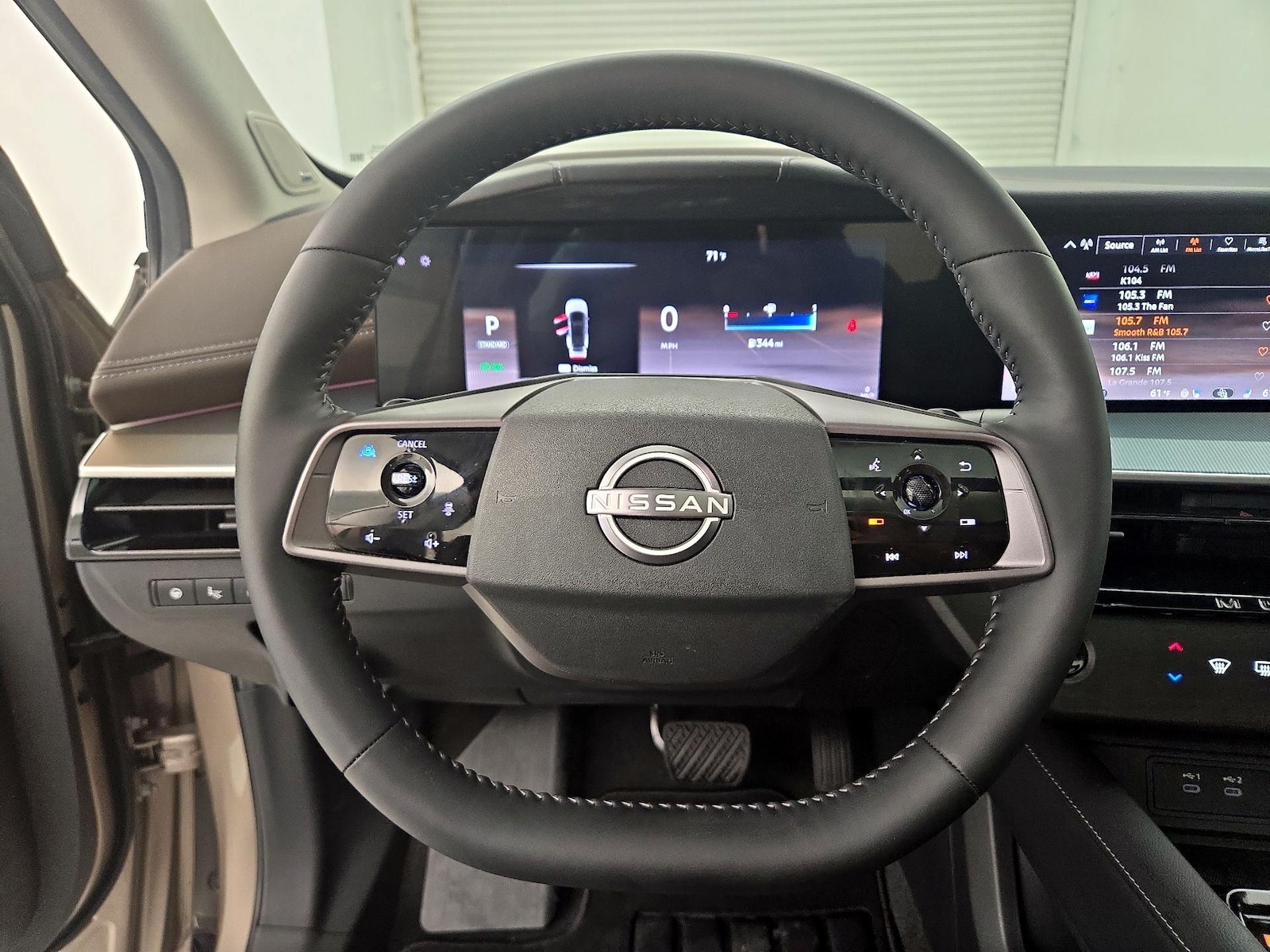 2025 Nissan Murano Platinum - Photo 11