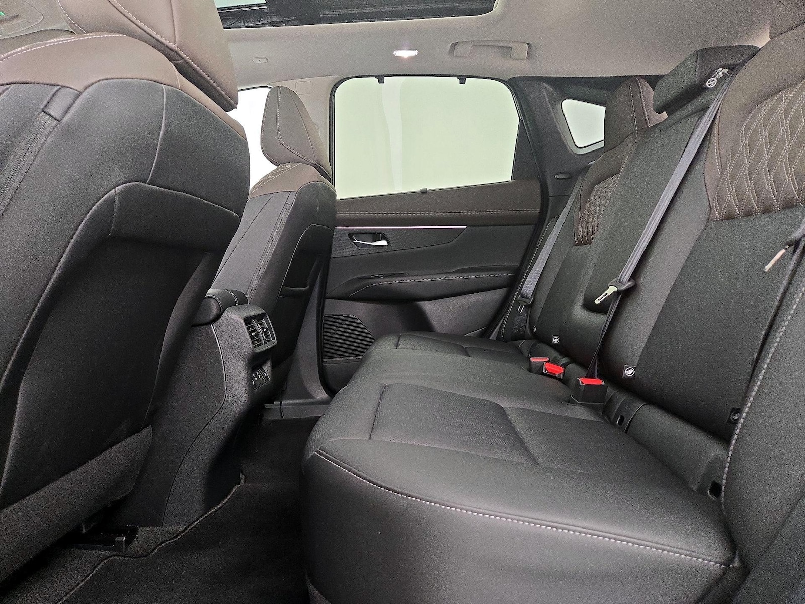 2025 Nissan Murano Platinum - Photo 22