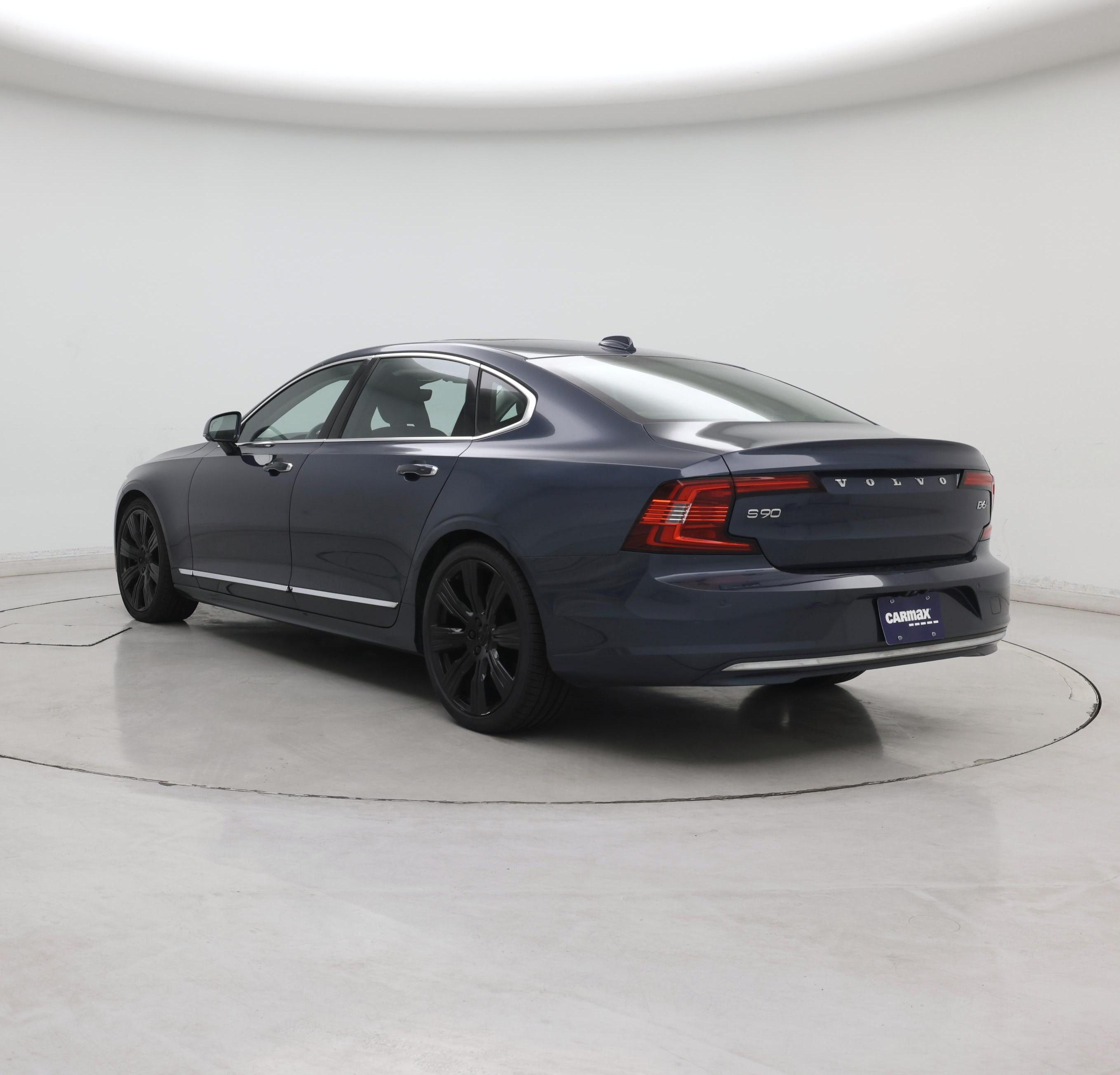 Thumbnail: 2022 Volvo S90 - 2