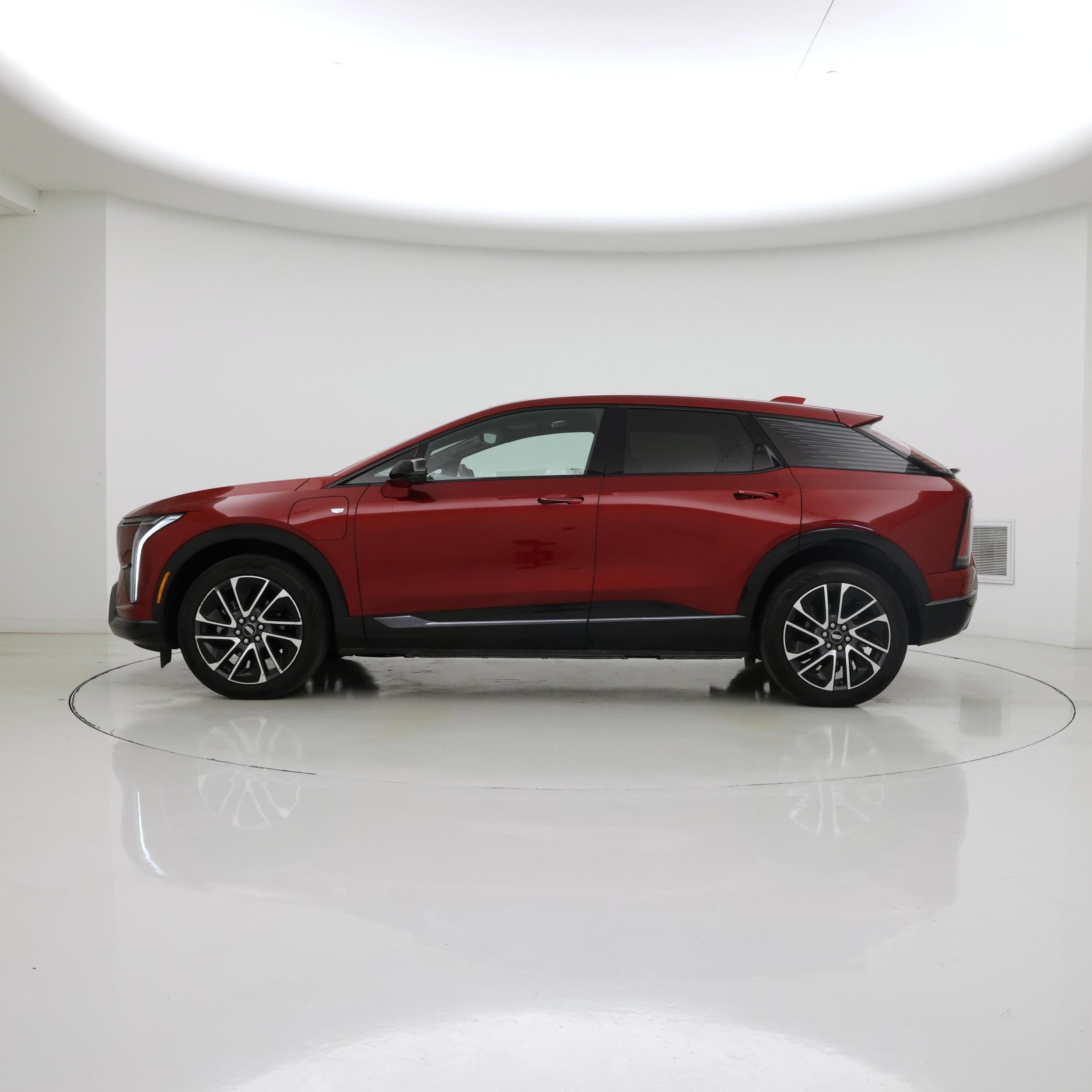 Thumbnail: 2025 Cadillac Optiq - 3