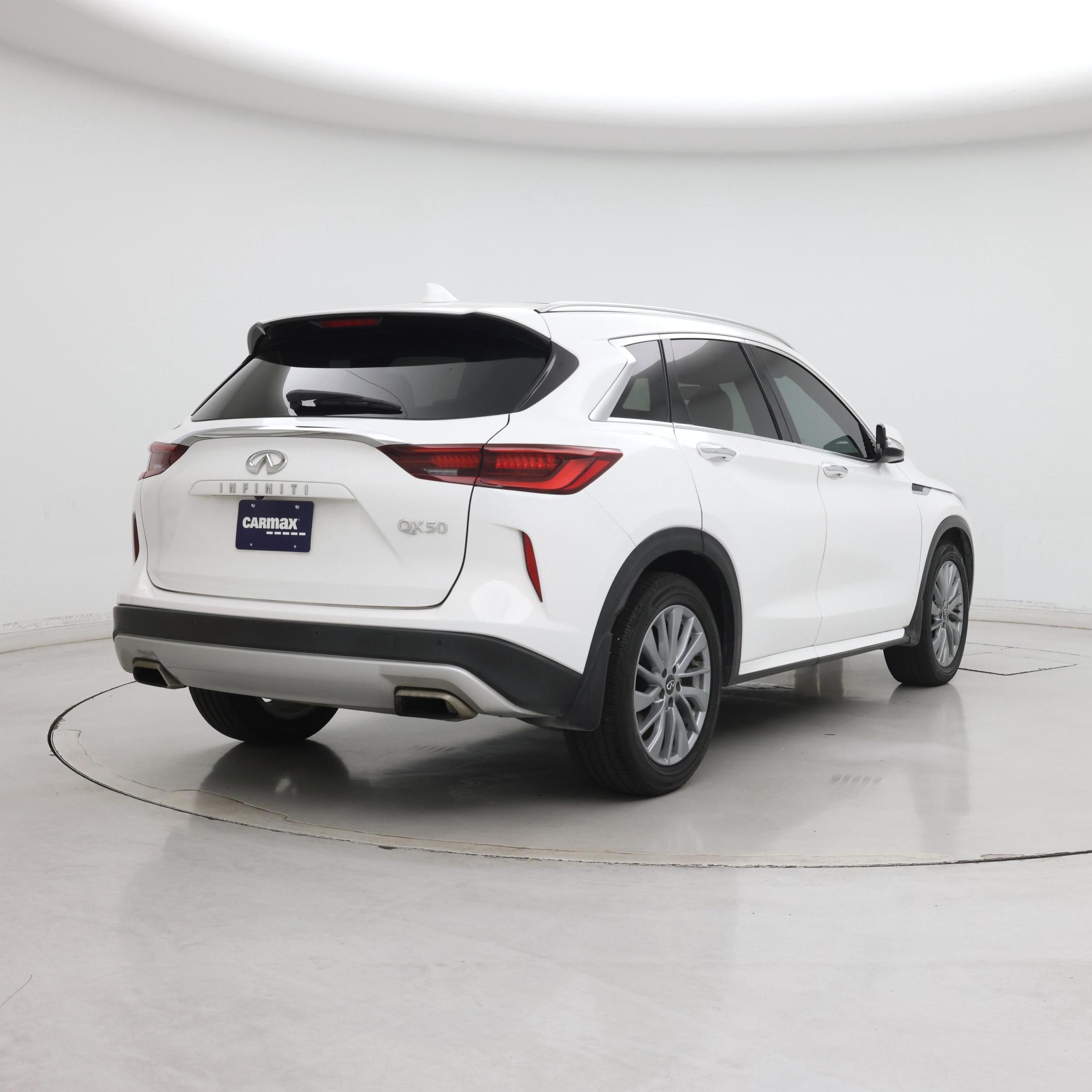 Thumbnail: 2023 INFINITI QX50 - 8