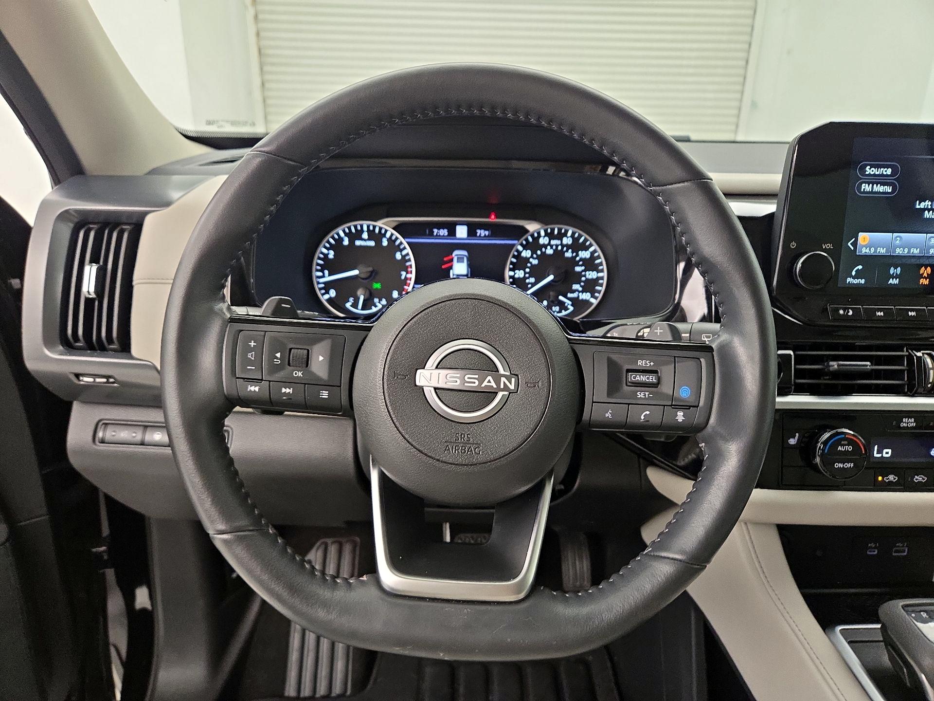 Thumbnail: 2025 Nissan Pathfinder - 10