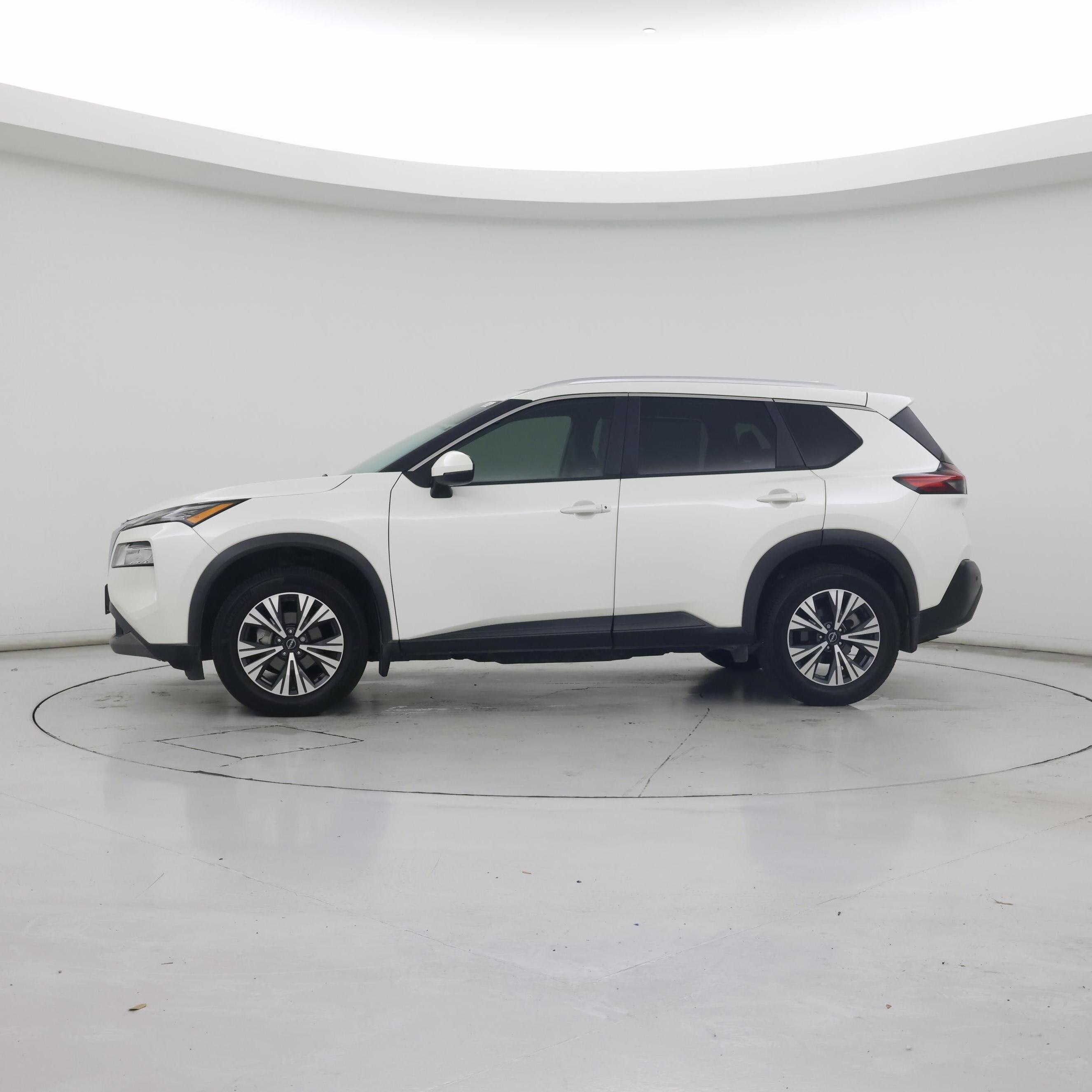Thumbnail: 2023 Nissan Rogue - 3