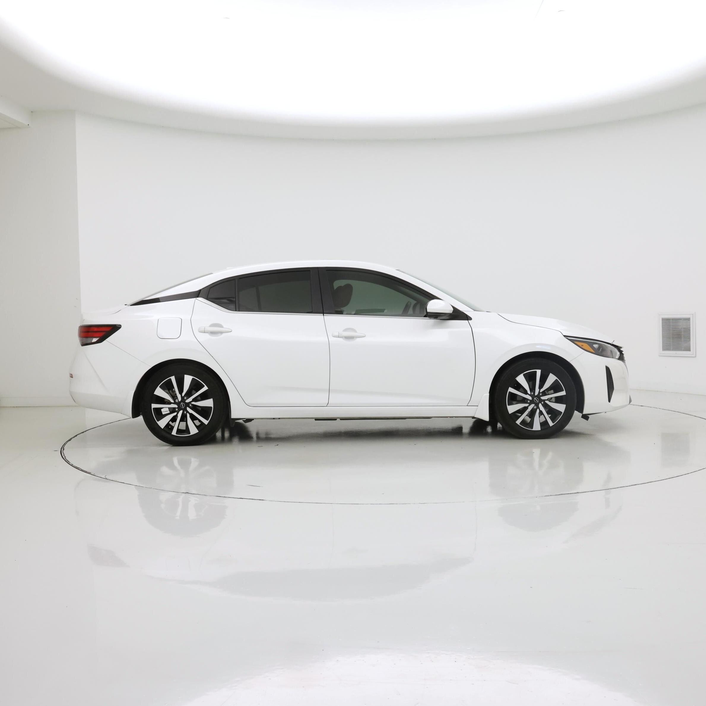 Thumbnail: 2025 Nissan Sentra - 7