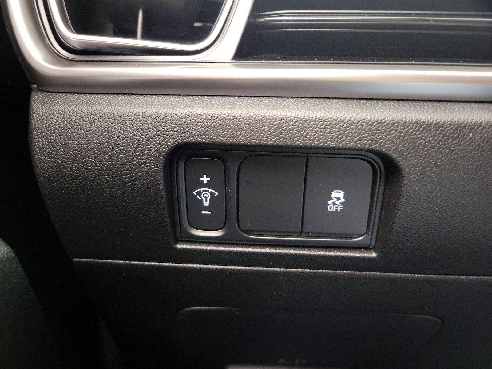 2024 Kia Sorento S - Photo 14