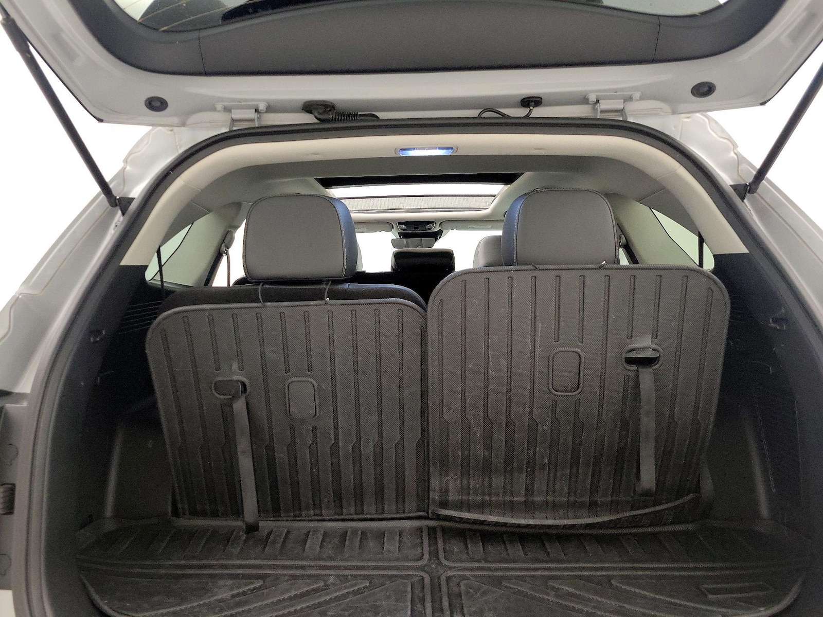 2024 Kia Sorento S - Photo 22