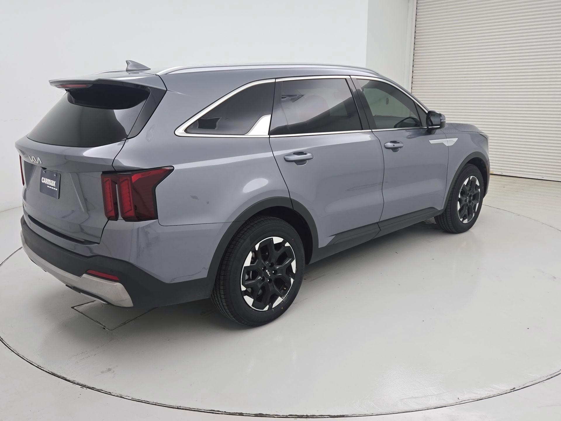 Thumbnail: 2024 Kia Sorento - 5