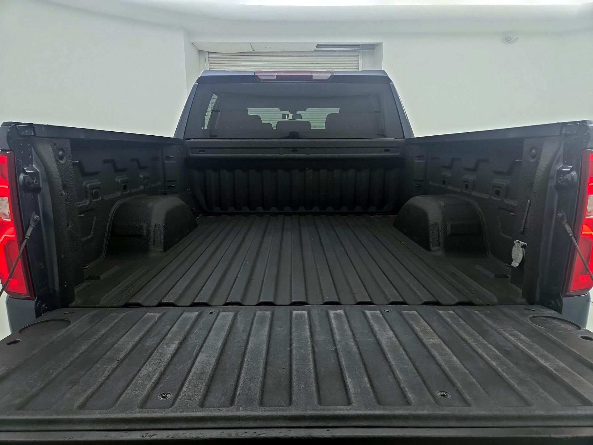 Thumbnail: 2021 Chevrolet Silverado 1500 - 20