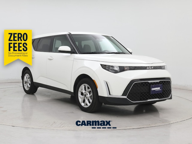 White 2025 Kia Soul SUV / Crossover Front-Wheel Drive Automatic