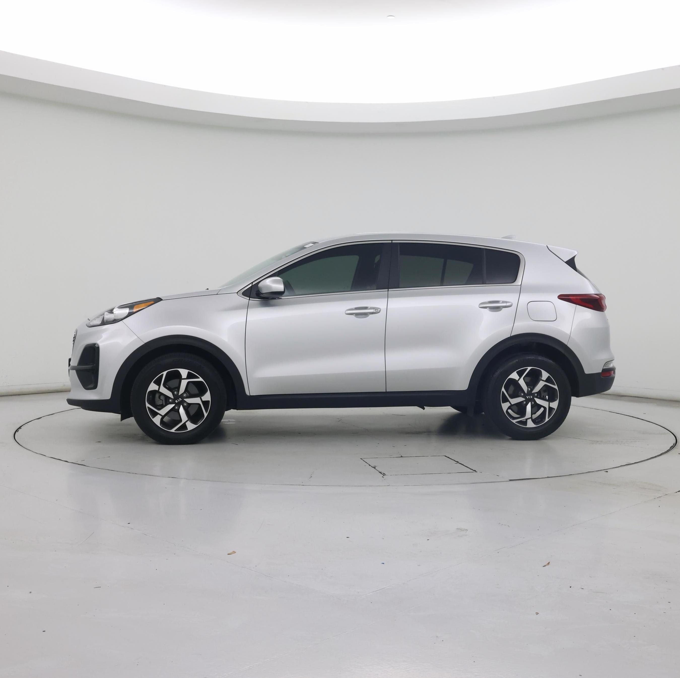 Thumbnail: 2022 Kia Sportage - 3