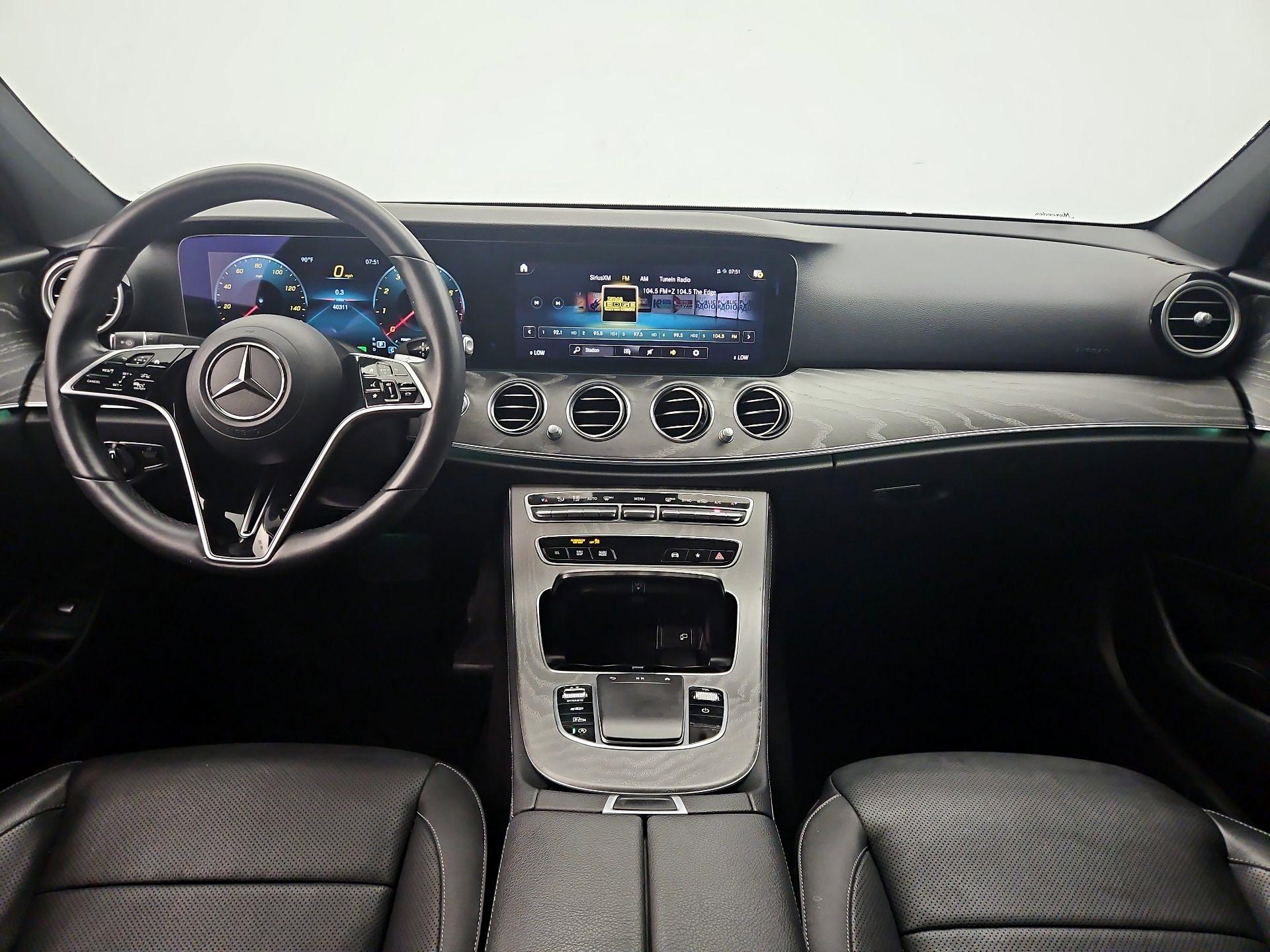 Thumbnail: 2021 Mercedes-Benz E-Class - 9
