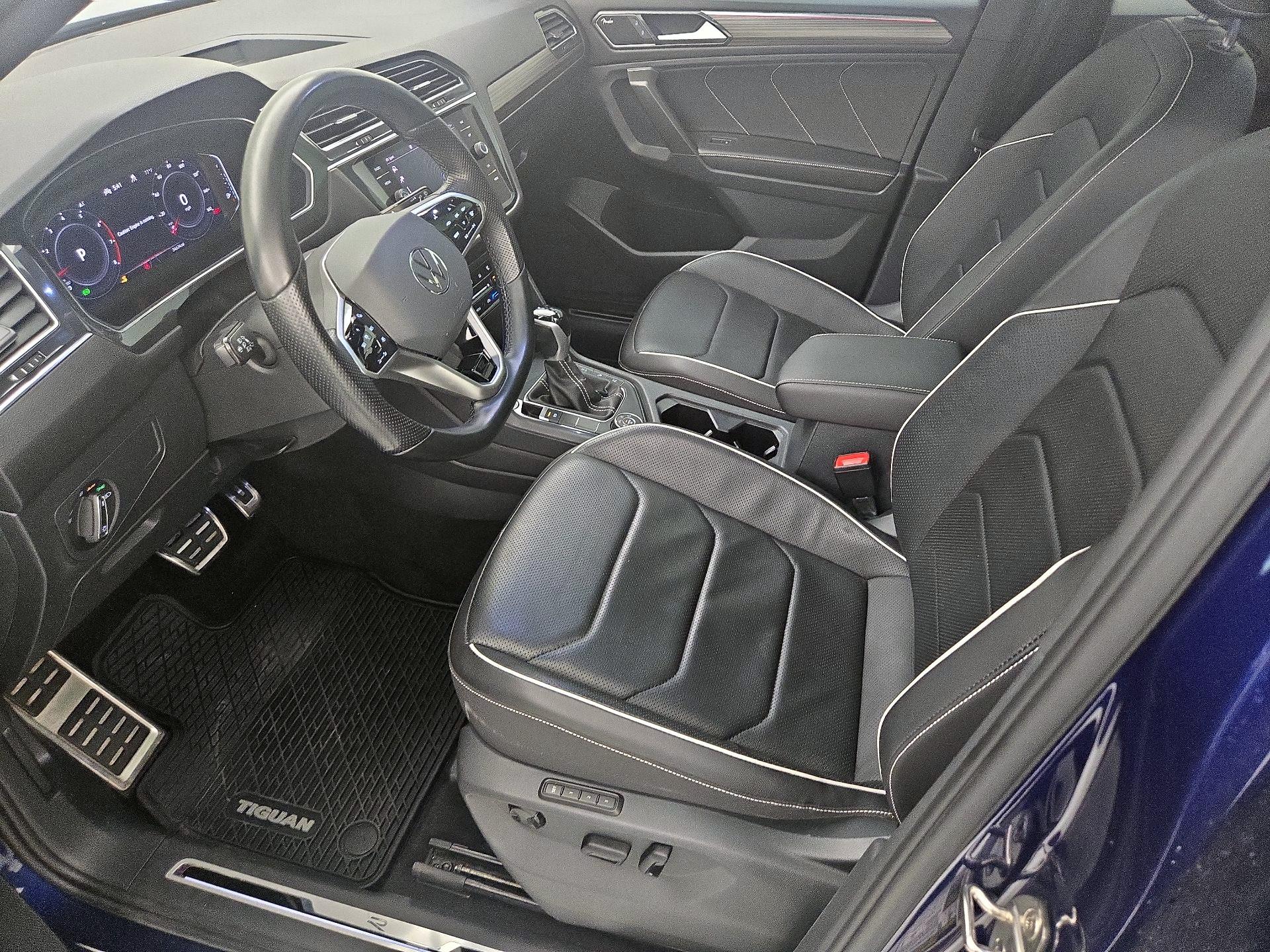 Thumbnail: 2022 Volkswagen Tiguan - 9
