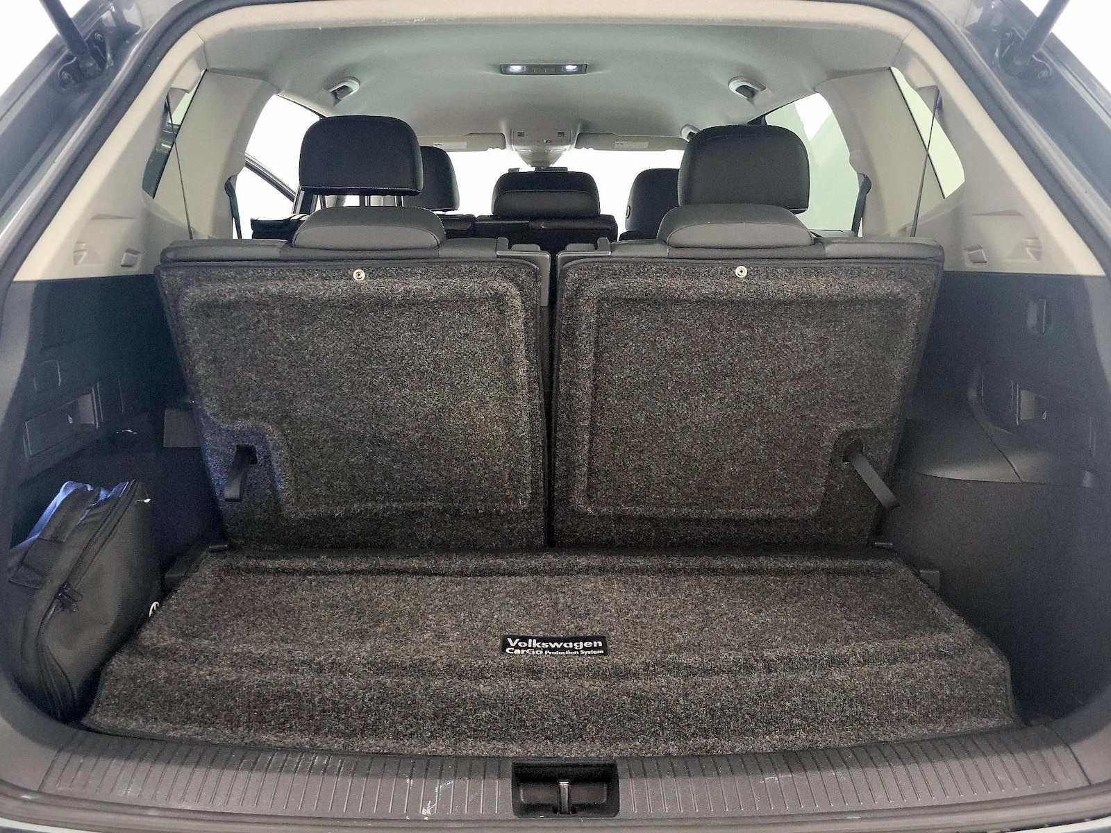 2022 Volkswagen Tiguan SE - Photo 21