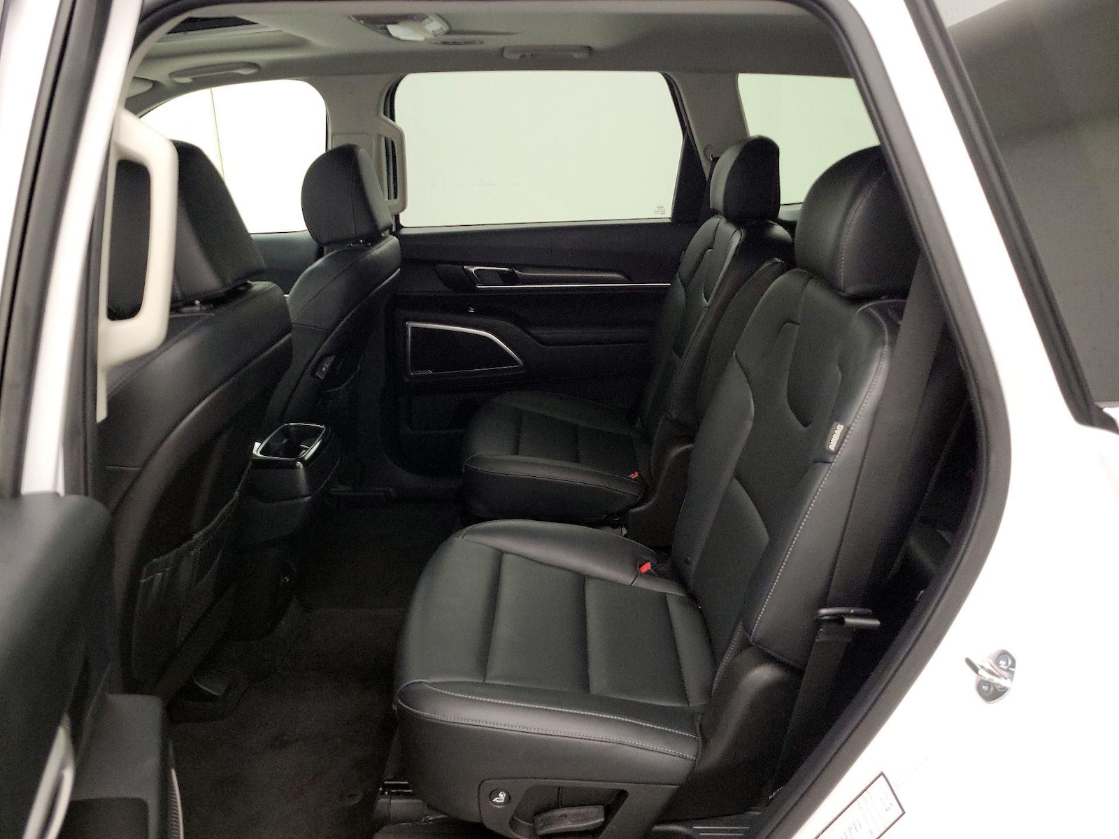 2025 Kia Telluride S - Photo 22