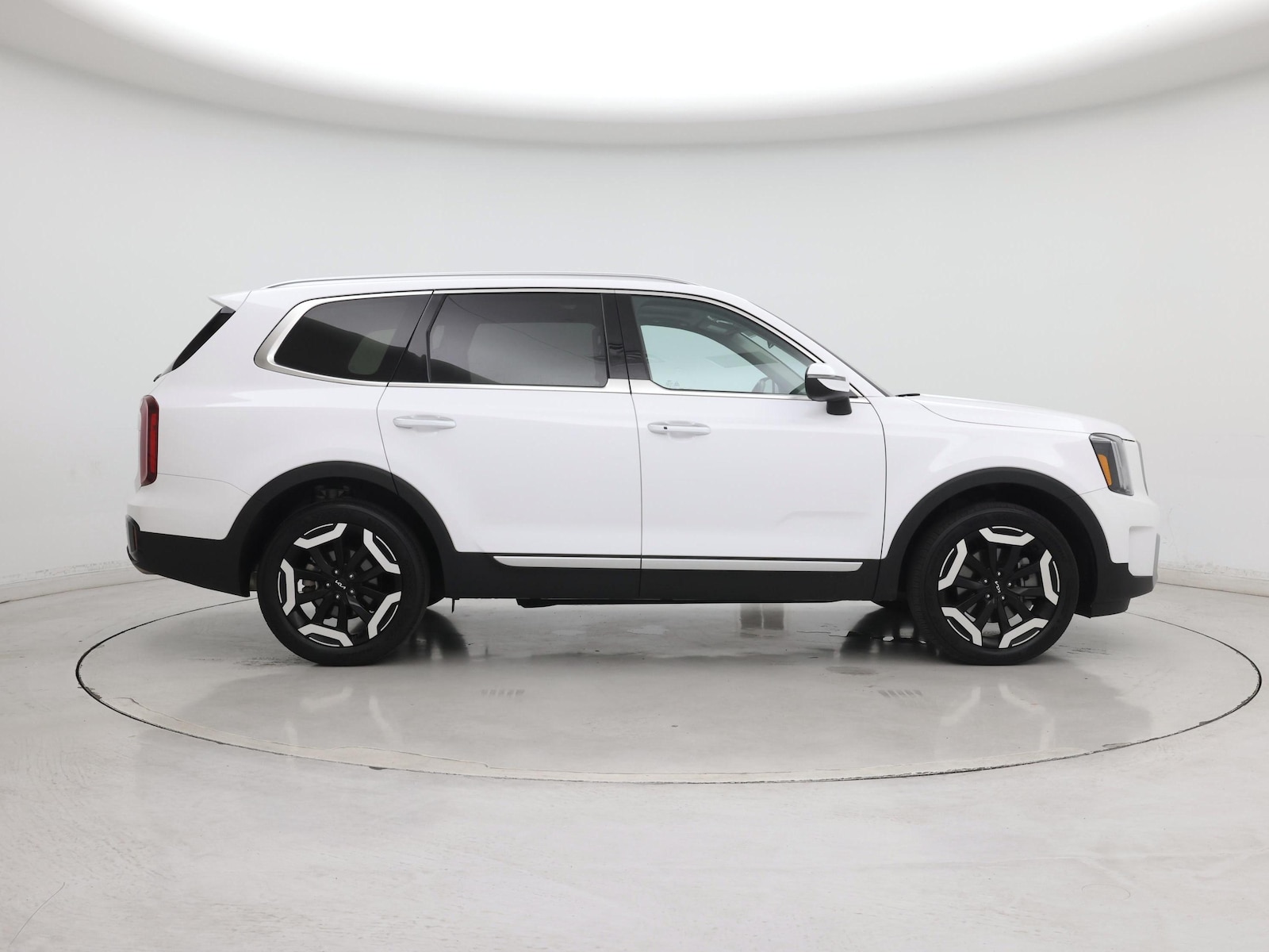 2025 Kia Telluride S - Photo 8
