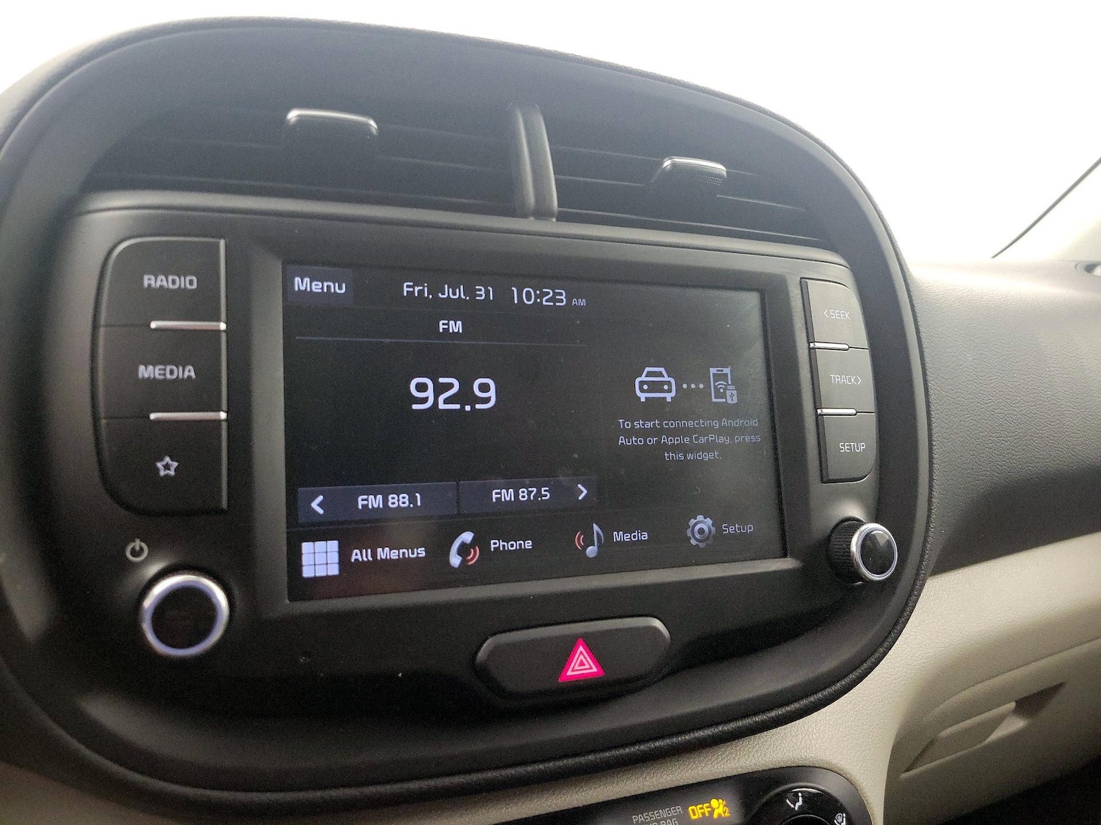 2025 Kia Soul LX - Photo 16