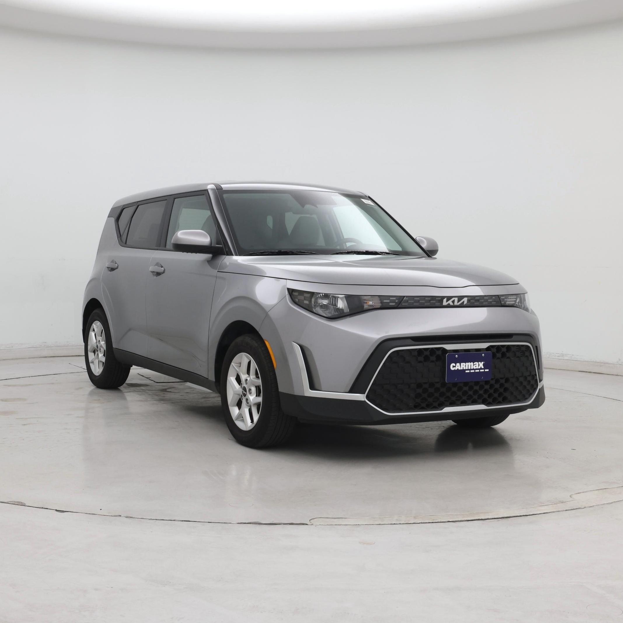 Gray 2025 Kia Soul SUV / Crossover Front-Wheel Drive Automatic