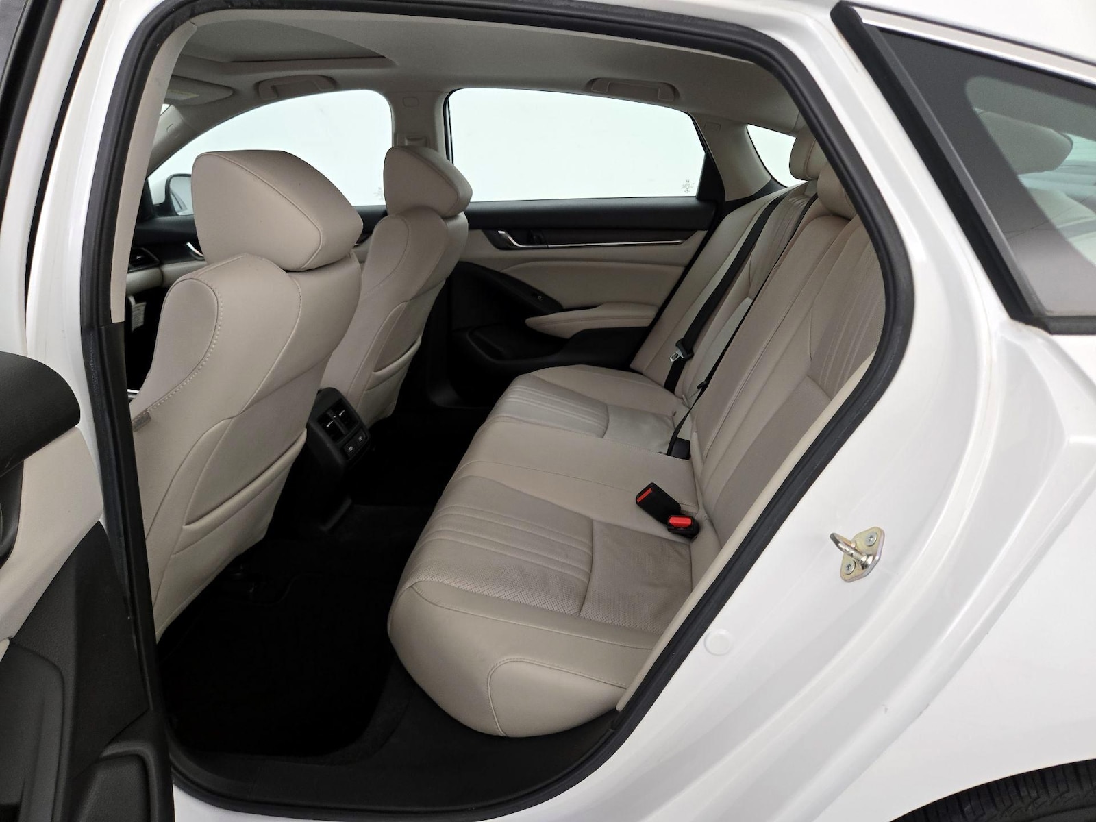 2021 Honda Accord EX-L - Photo 21