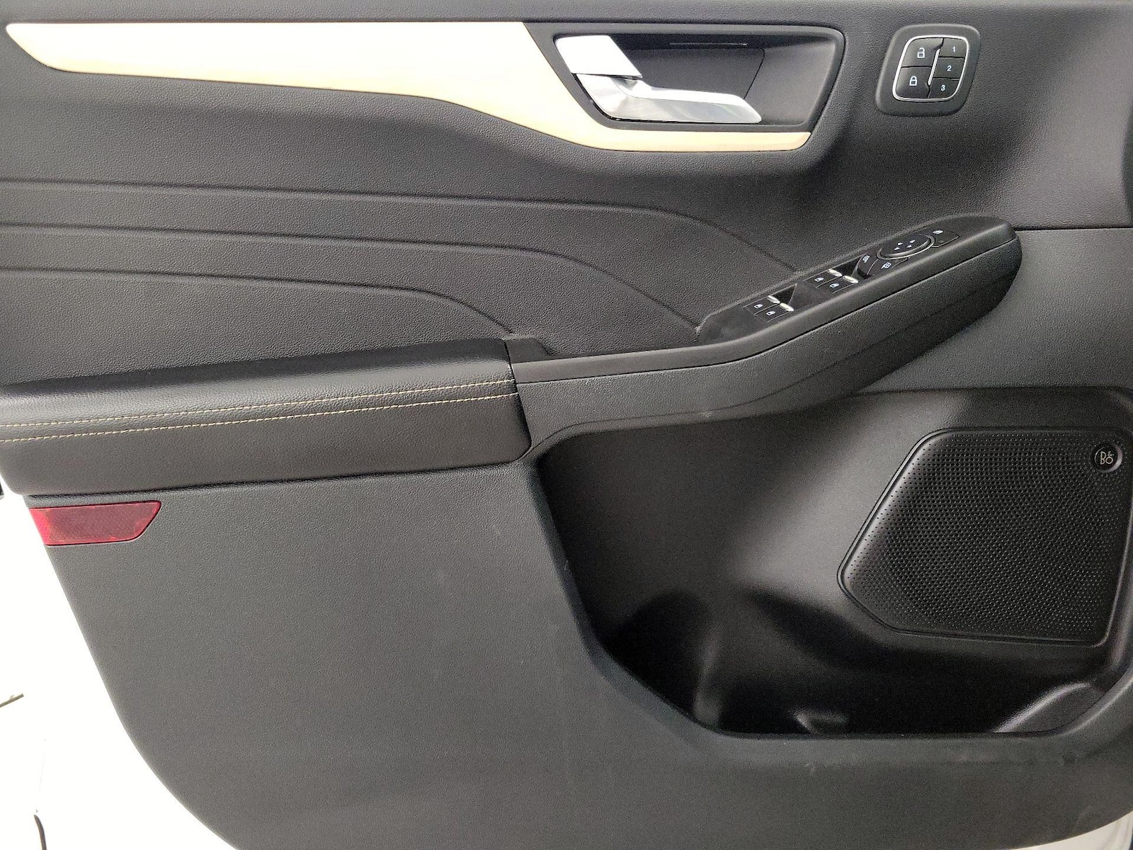 2022 Ford Escape Titanium - Photo 13