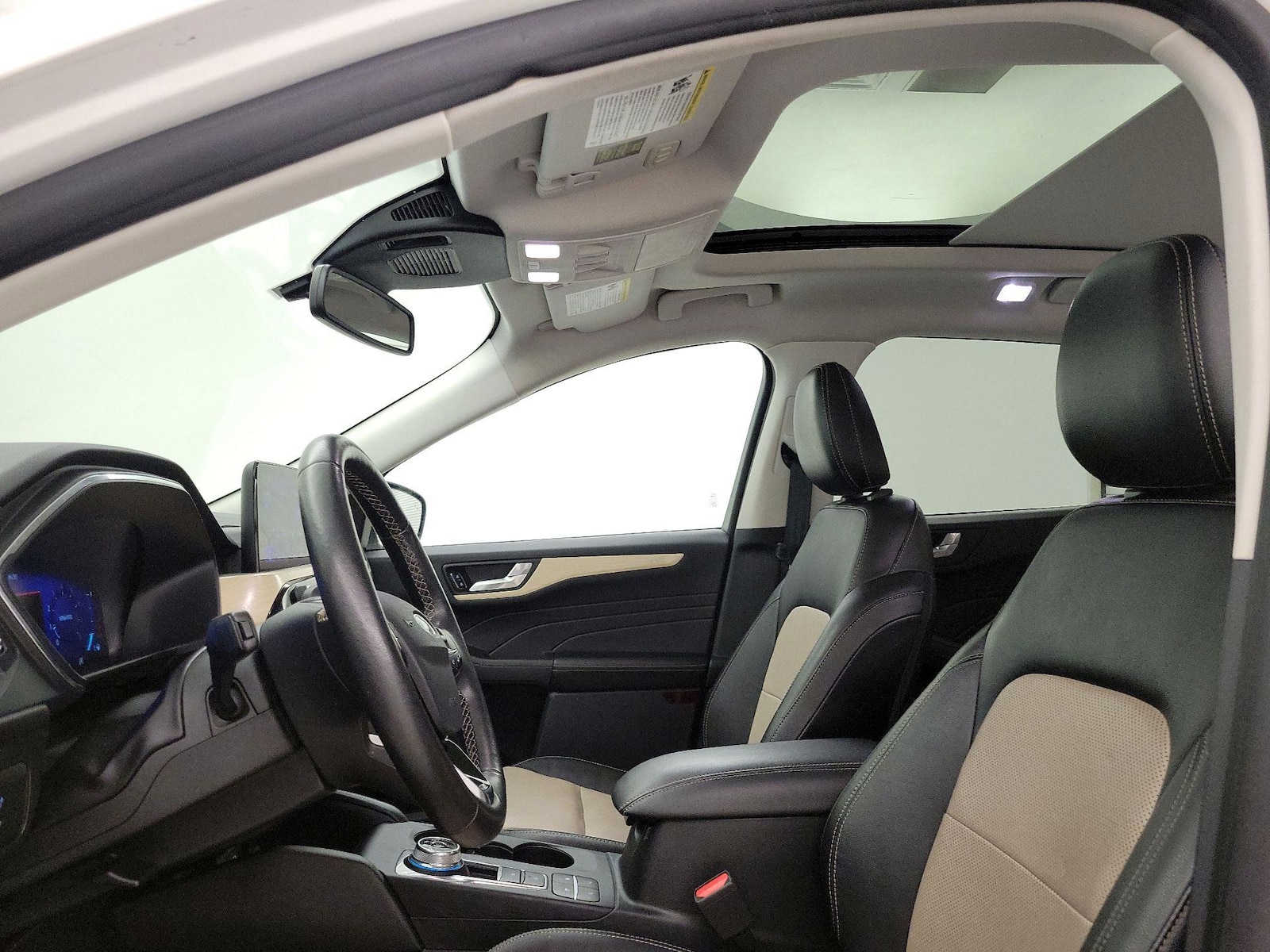 2022 Ford Escape Titanium - Photo 20
