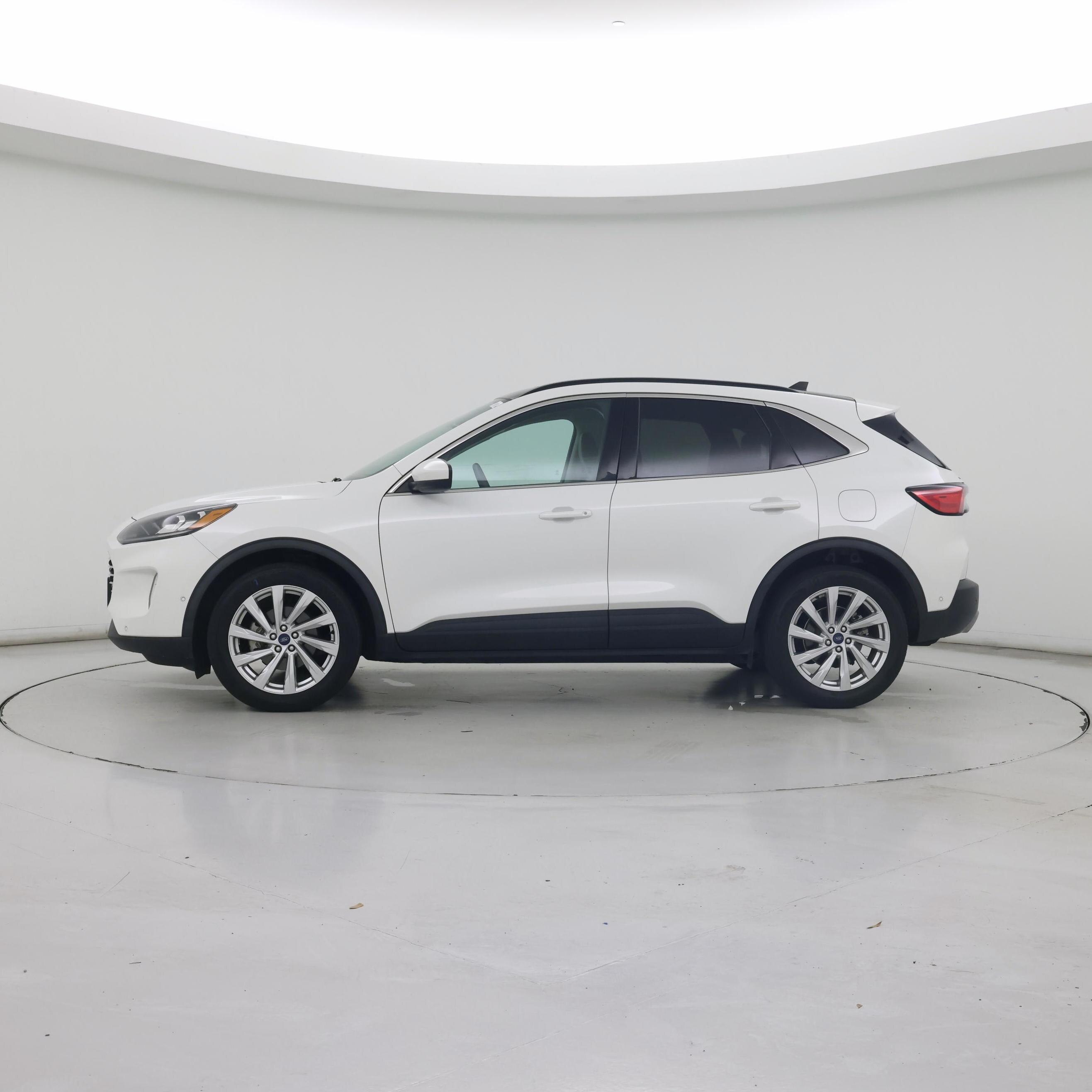 Thumbnail: 2022 Ford Escape - 3