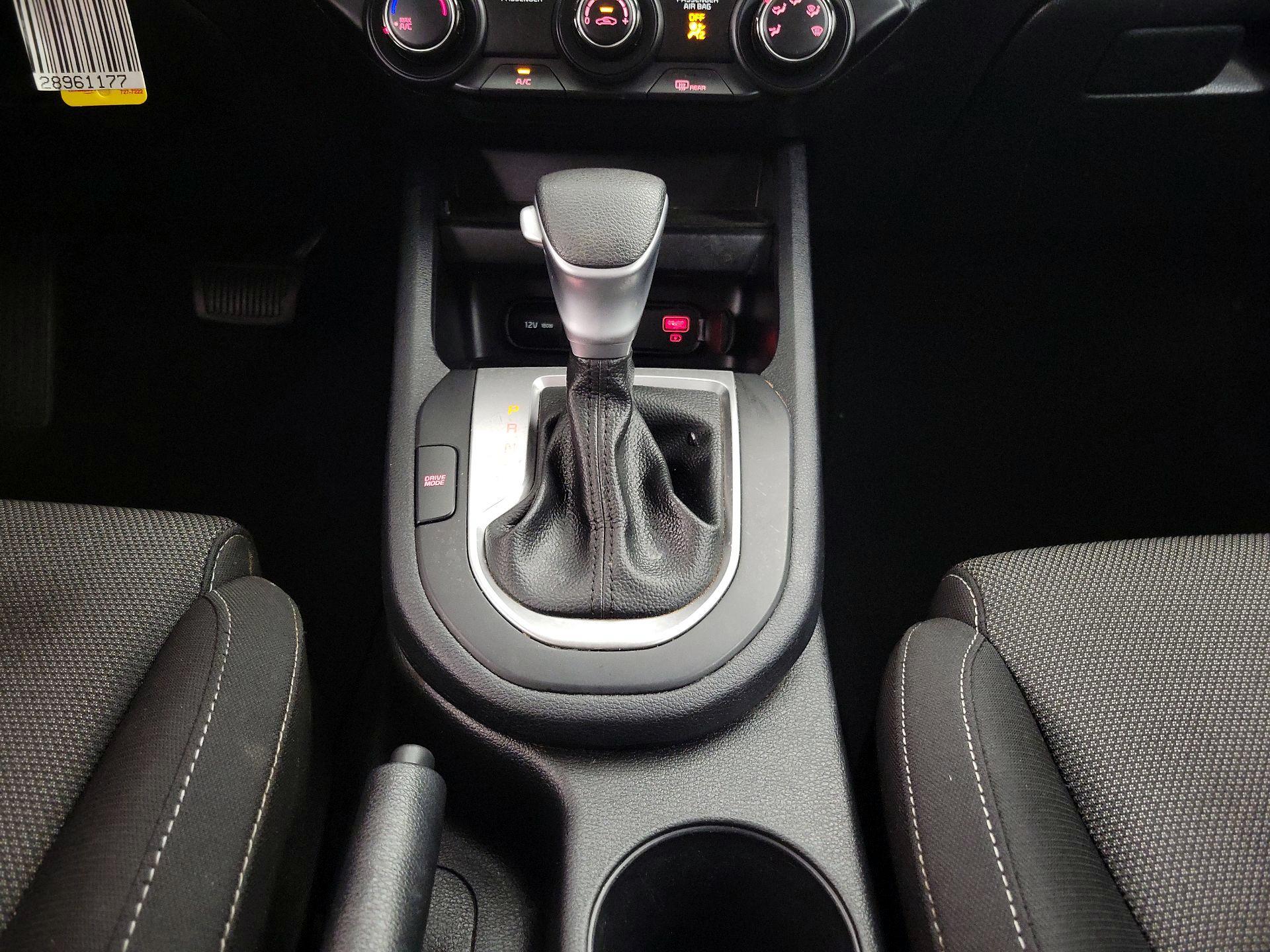 Thumbnail: 2024 Kia Forte - 17
