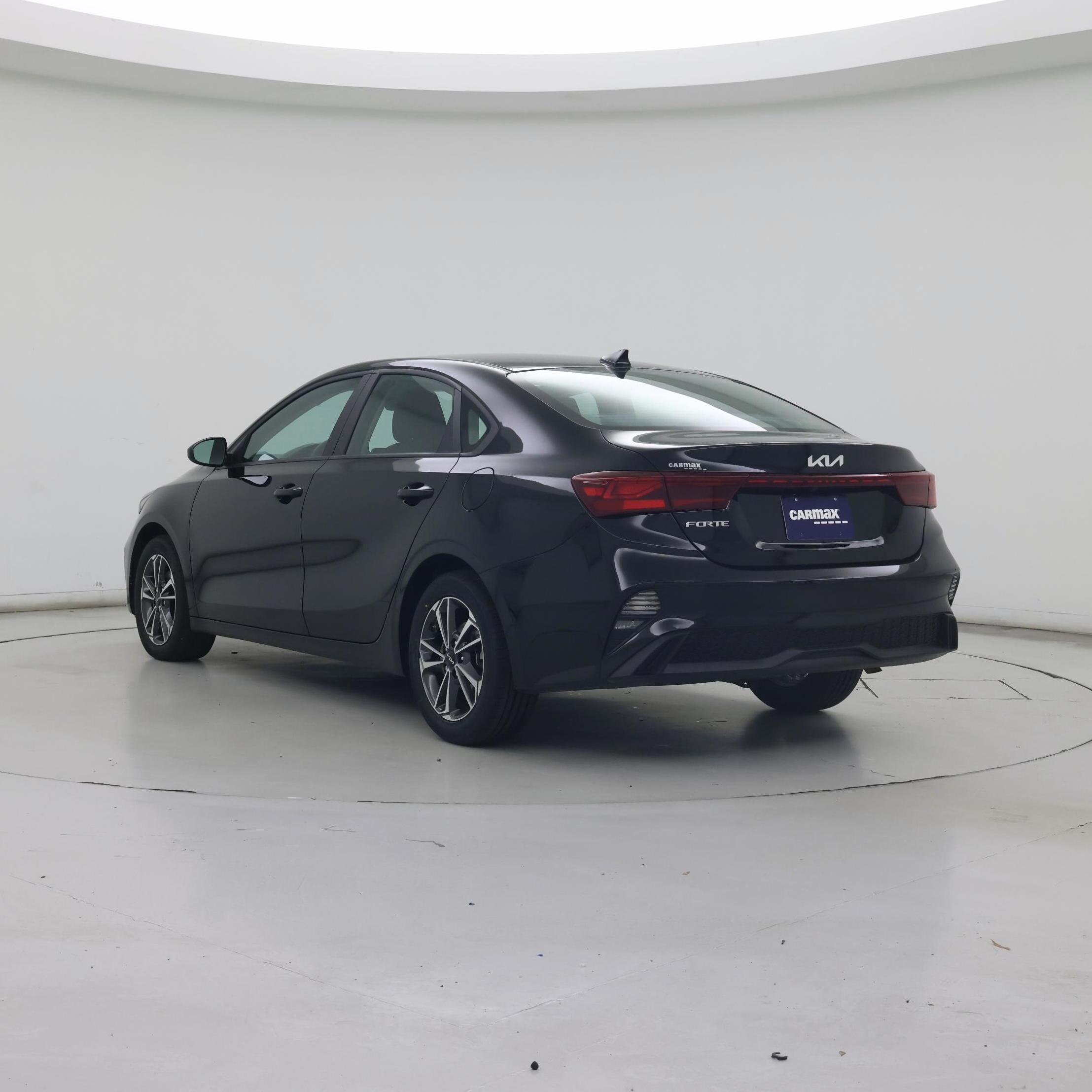 Thumbnail: 2024 Kia Forte - 2