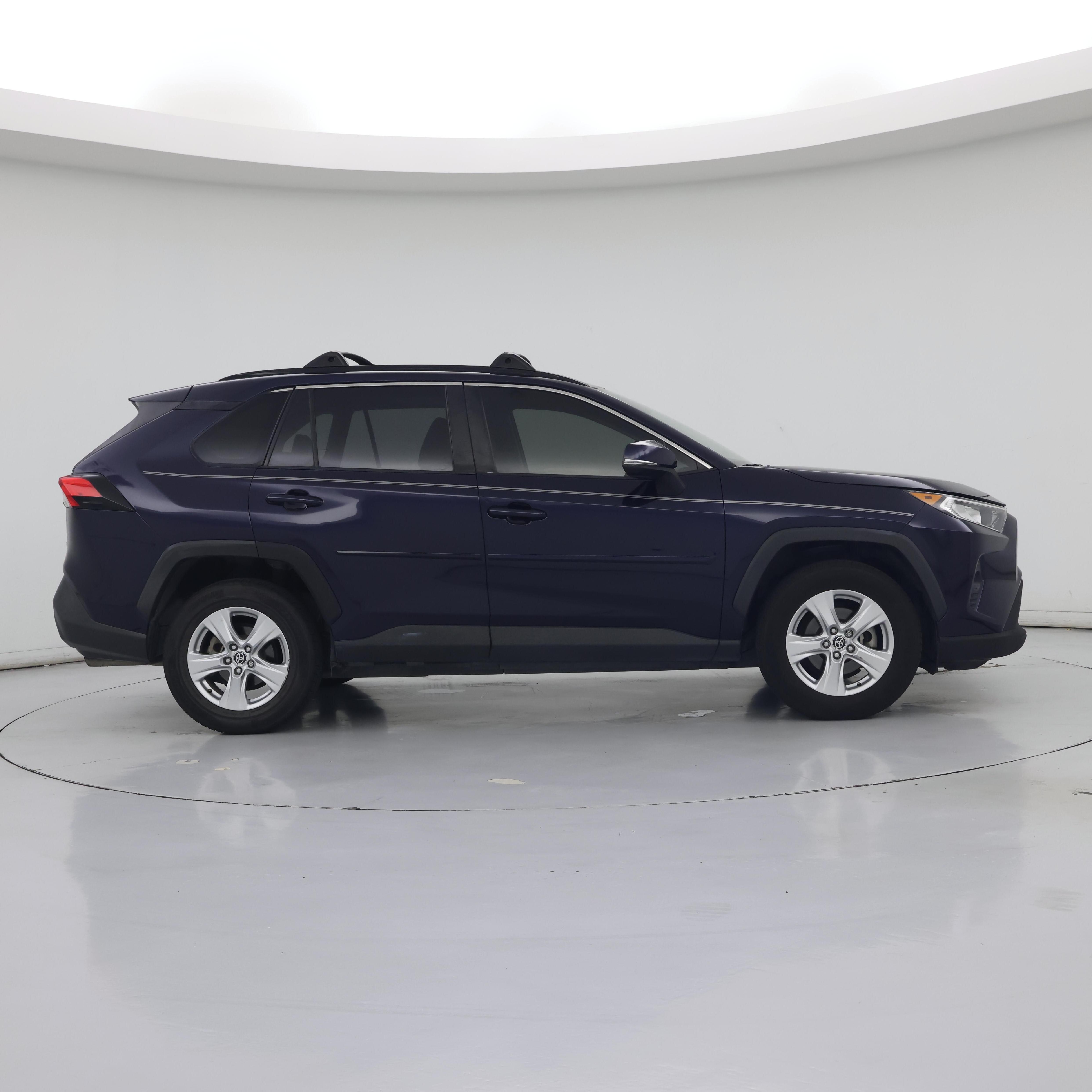 Thumbnail: 2020 Toyota RAV4 - 7