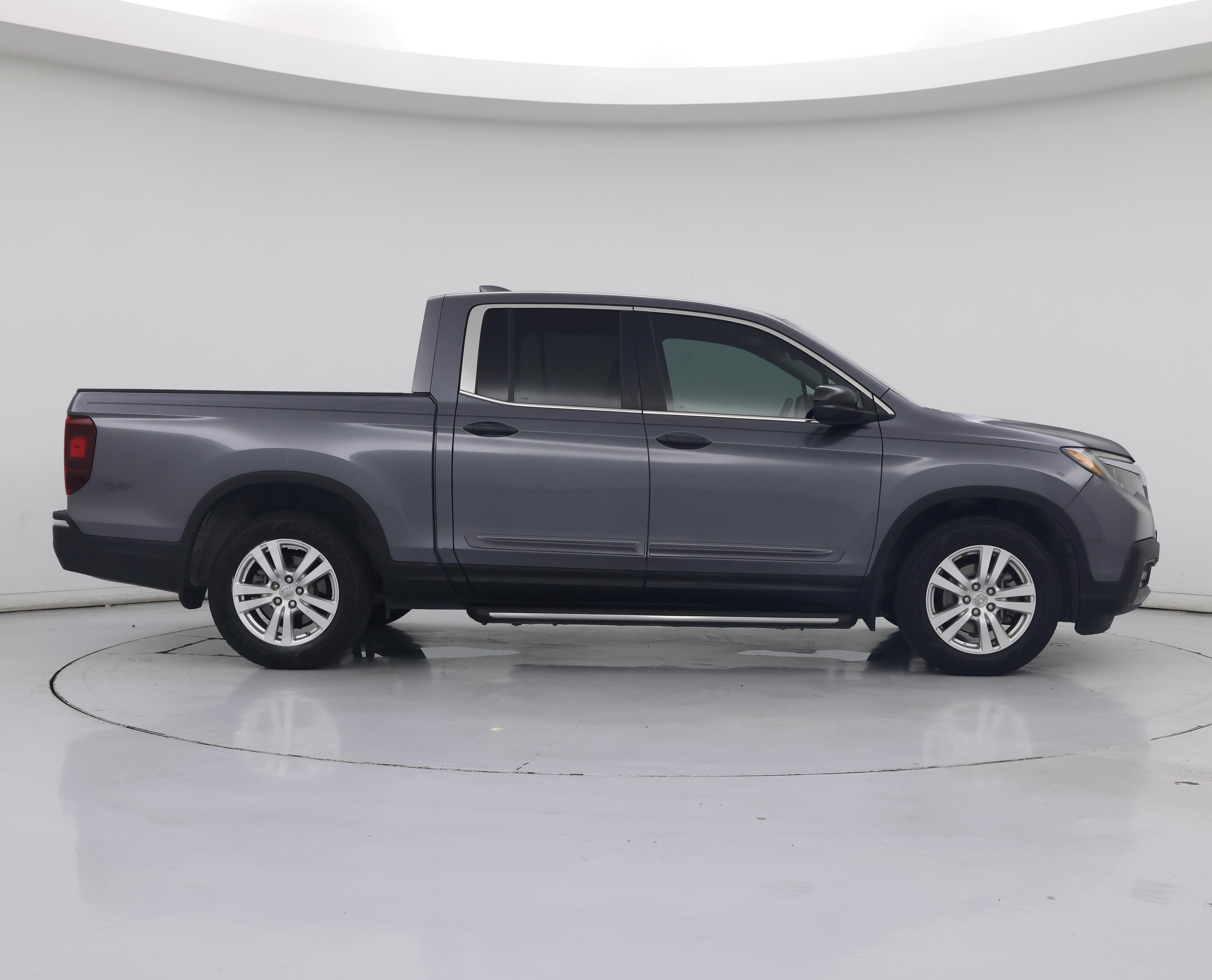 Thumbnail: 2017 Honda Ridgeline - 7