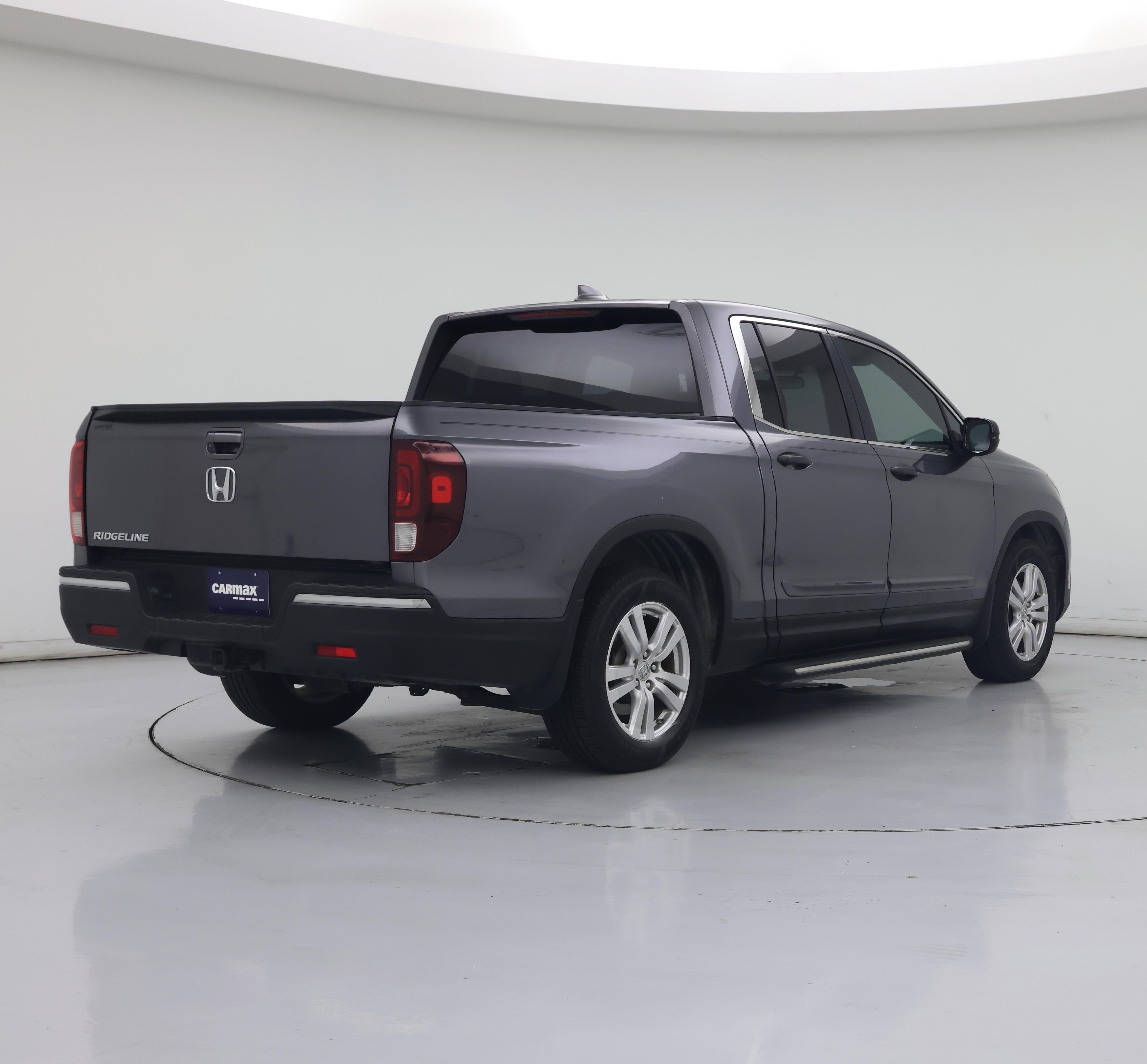 Thumbnail: 2017 Honda Ridgeline - 8