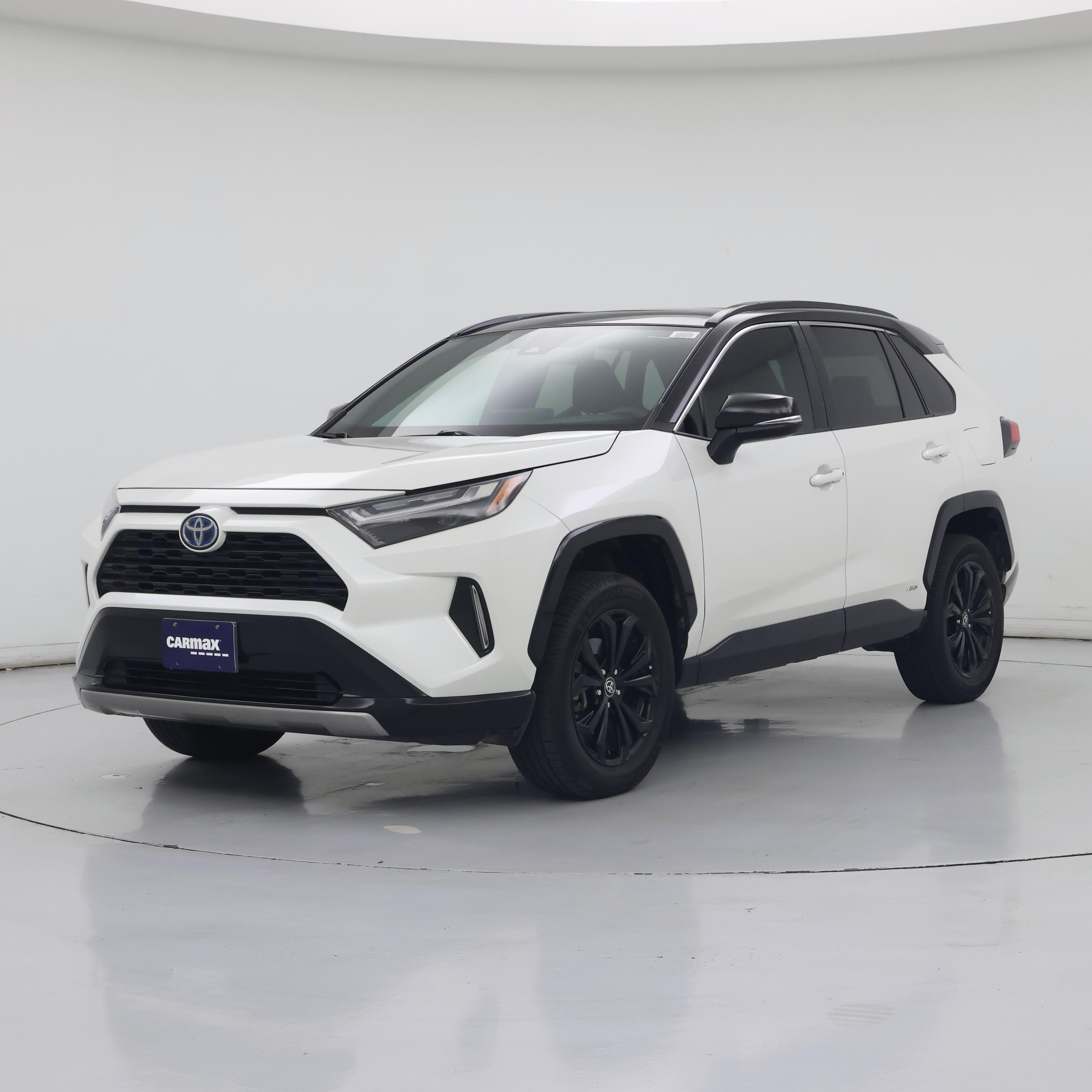 Thumbnail: 2022 Toyota RAV4 - 4