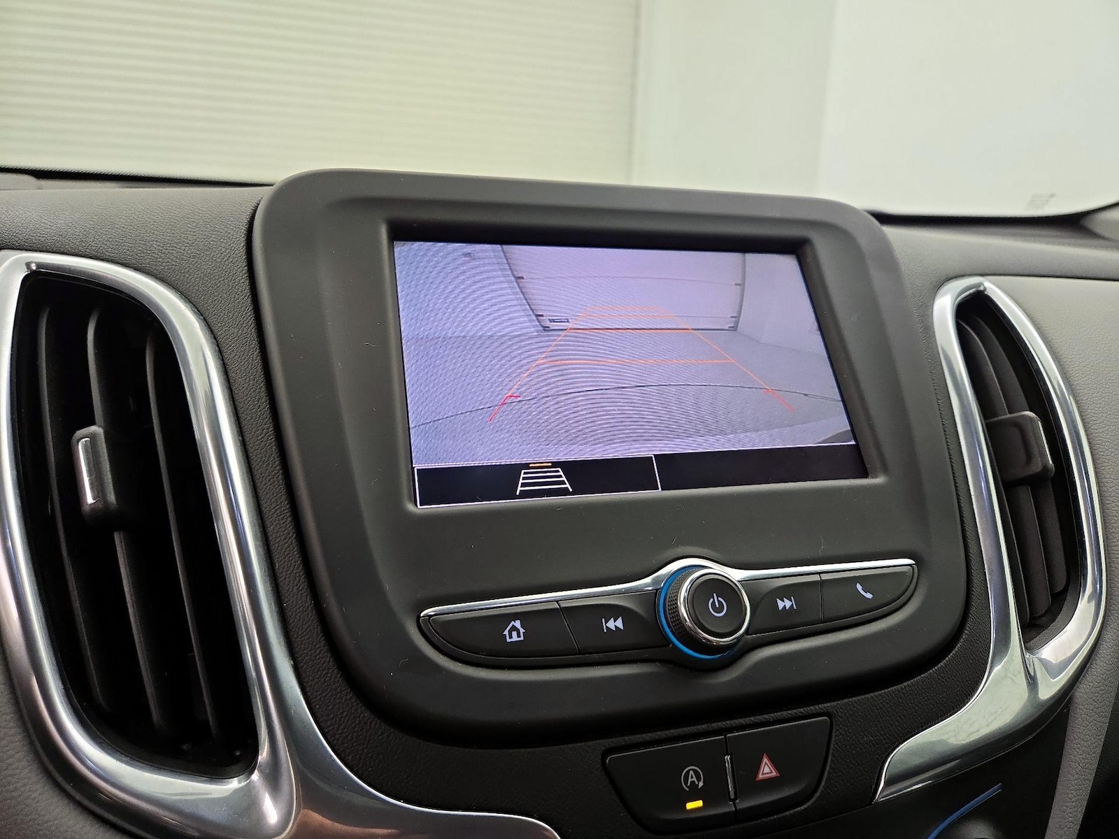2022 Chevrolet Equinox LT - Photo 15