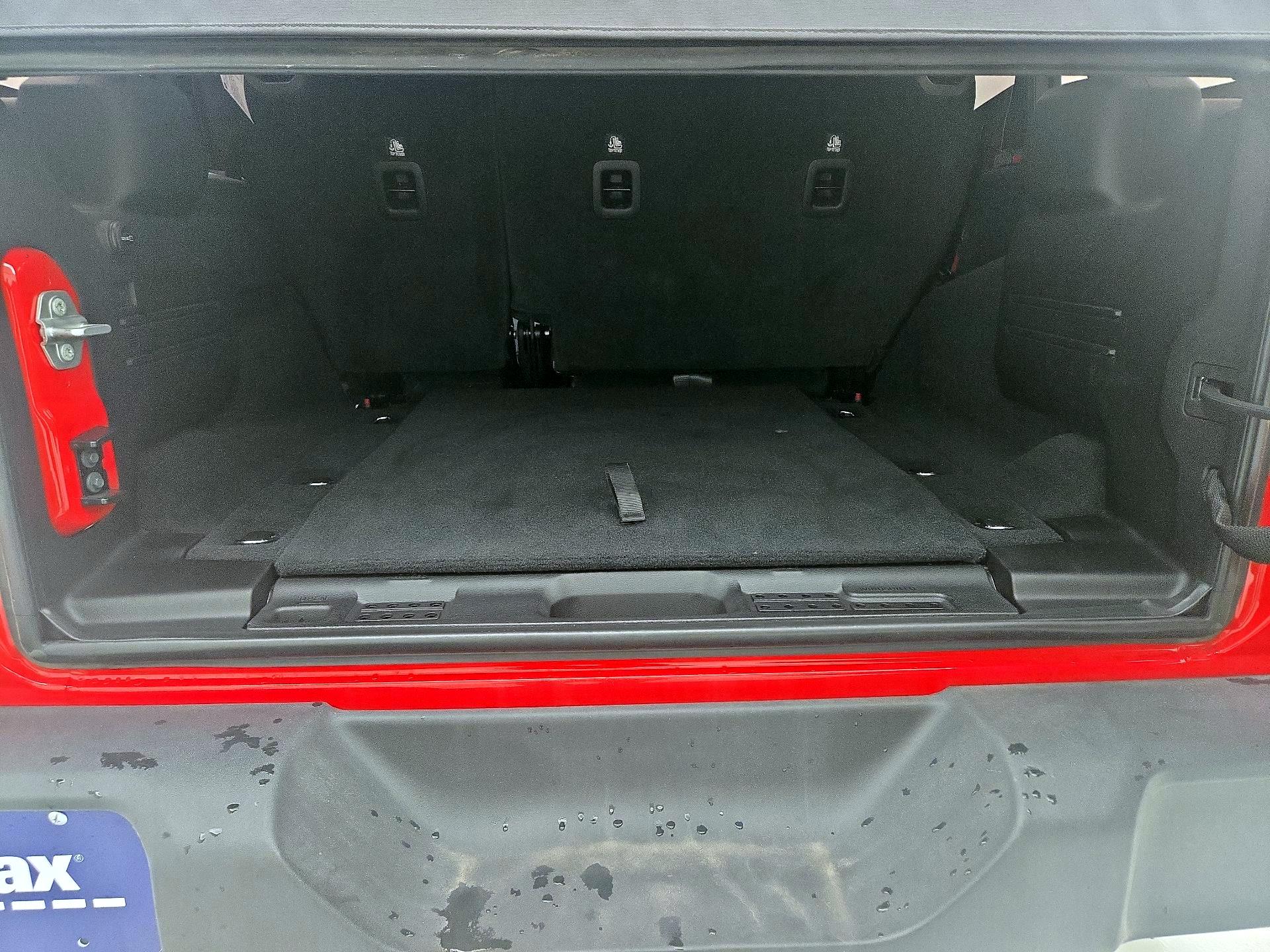Thumbnail: 2025 Jeep Wrangler - 18