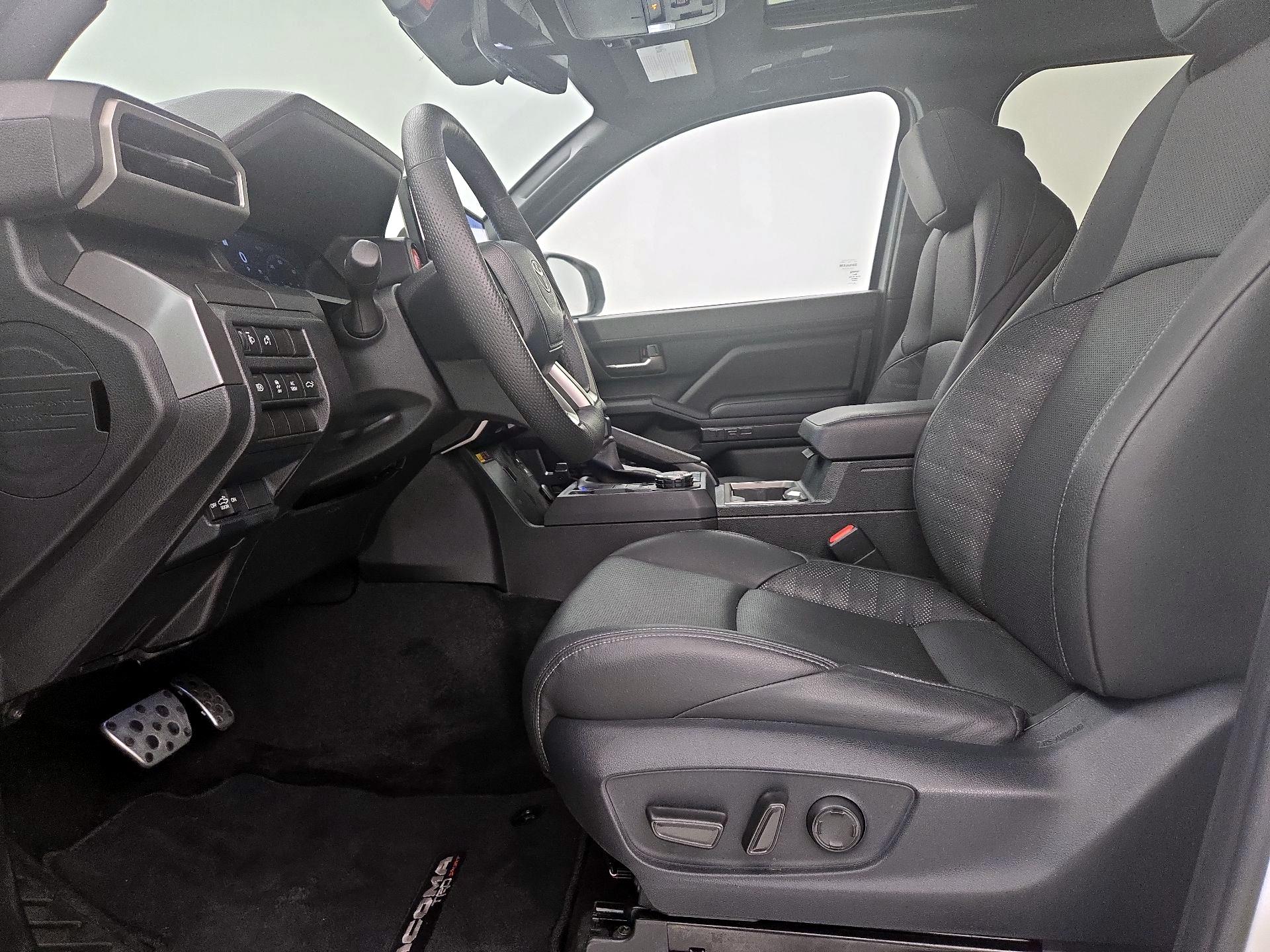 Thumbnail: 2024 Toyota Tacoma - 11