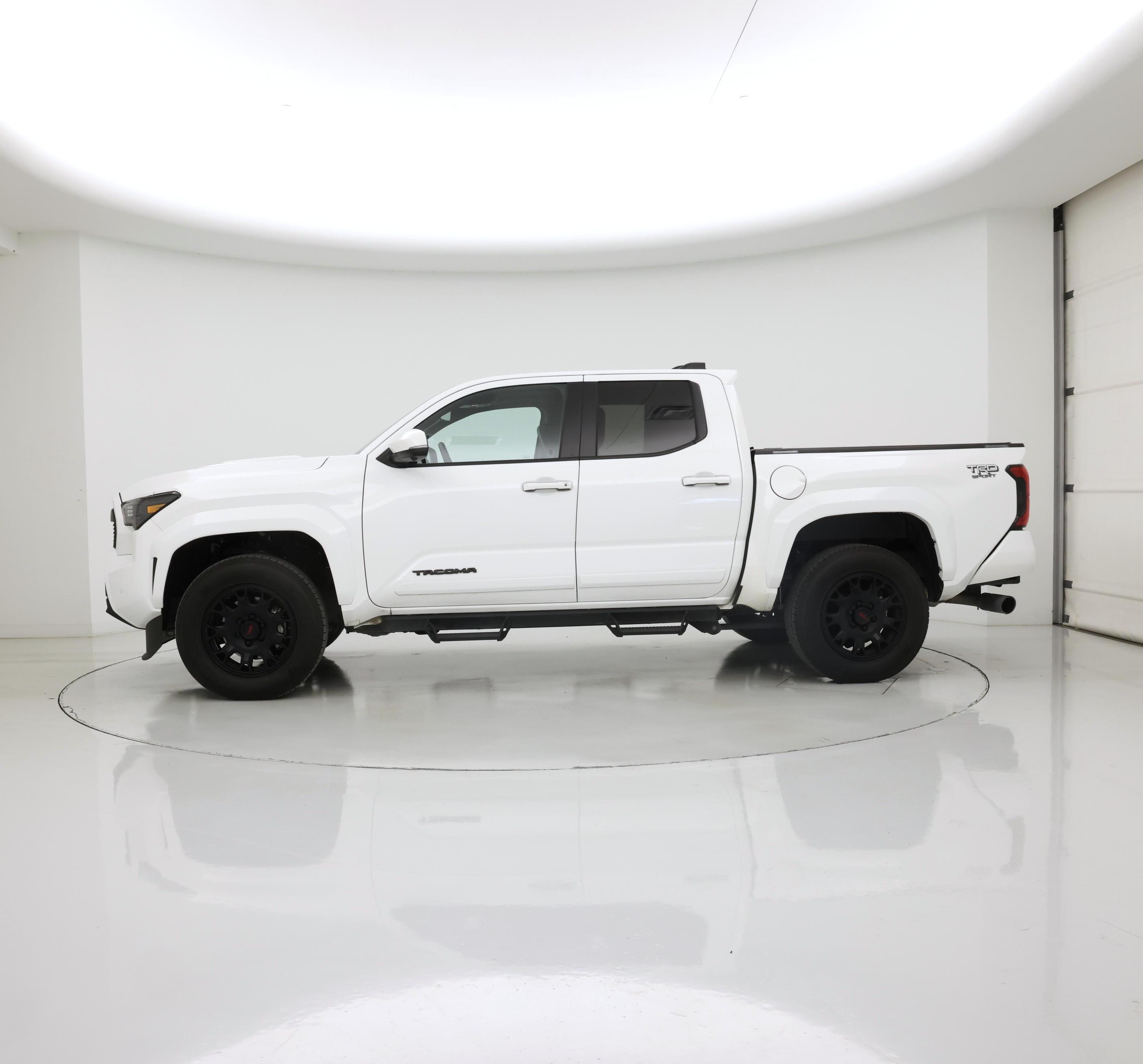 Thumbnail: 2024 Toyota Tacoma - 3